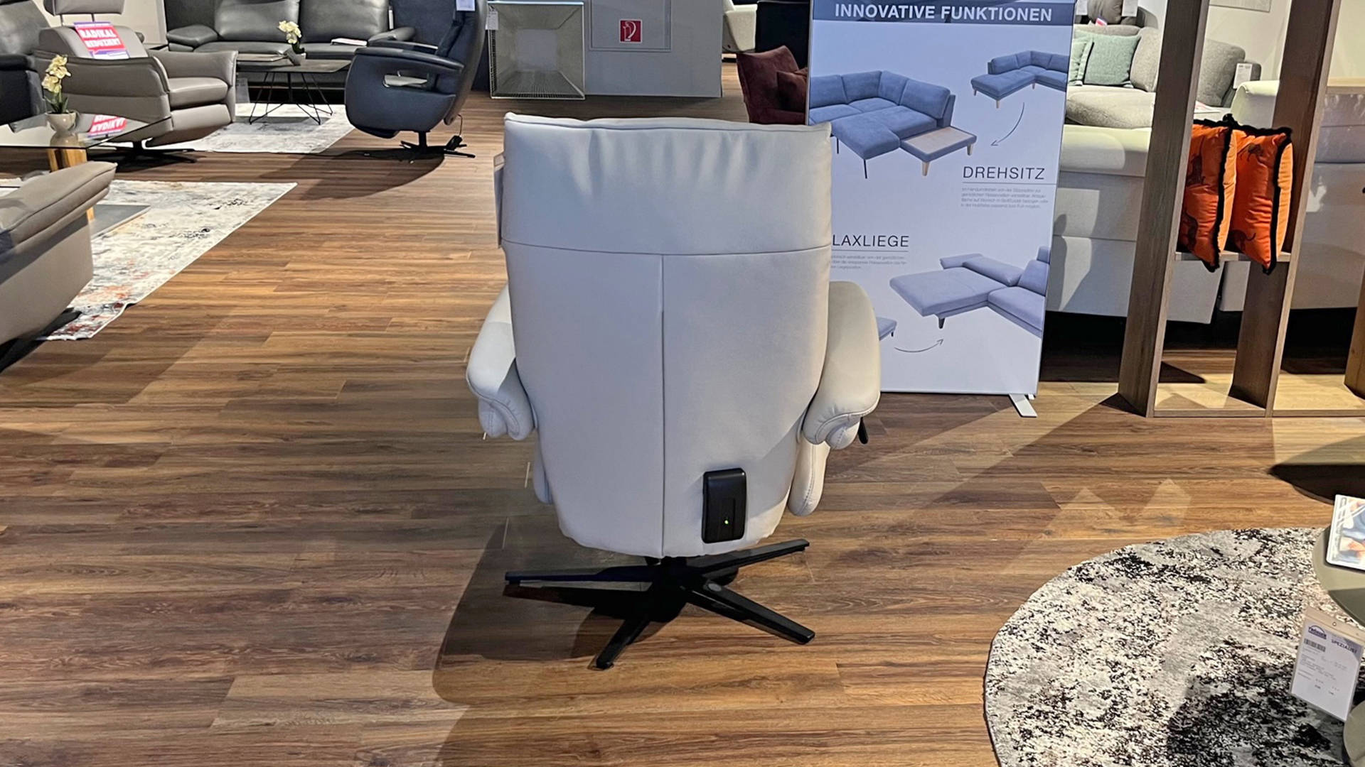 Himolla Relaxsessel mit motorischer Relaxfunktion und Akku in Leder  -0147010717-36WW-A