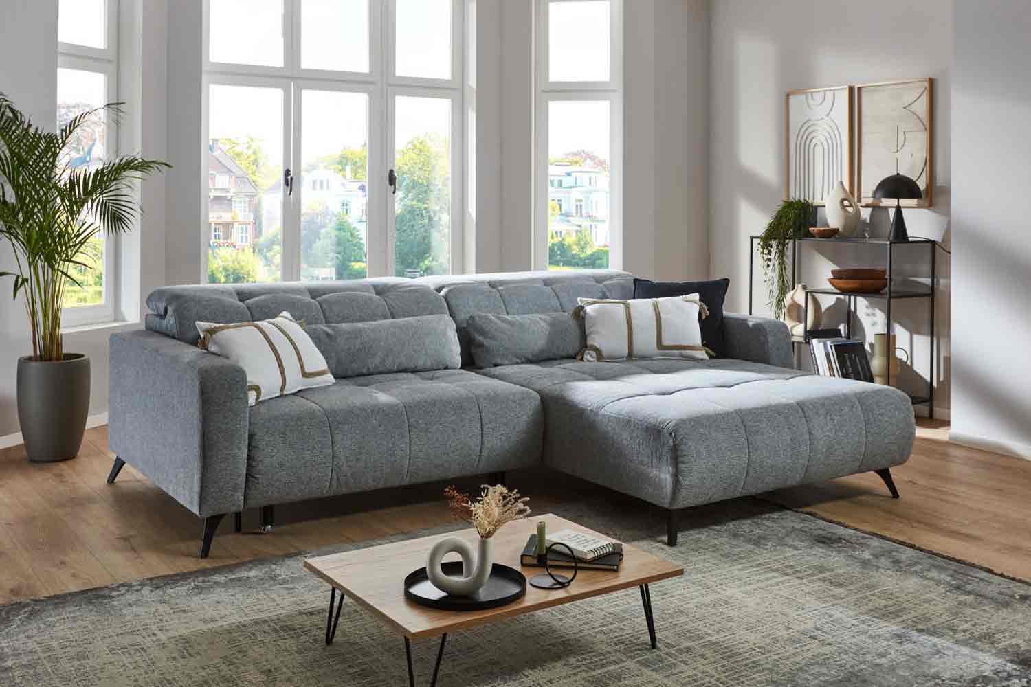 Ecksofa inkl. motorischen XXXL- Sitzvorzug in Stoff Ecksofa inkl. motorischen XXXL- Sitzvorzug in Stoff