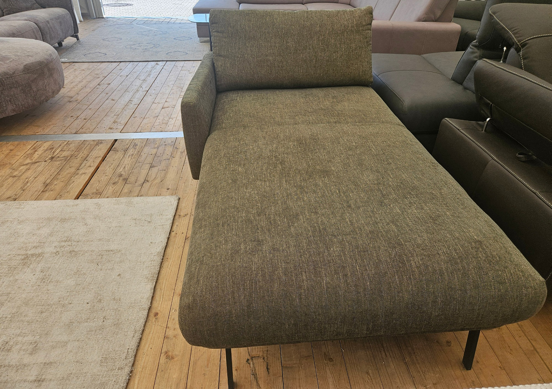 Hilker Design Recamiere HC 2 in Stoff -053380025-34WW-A