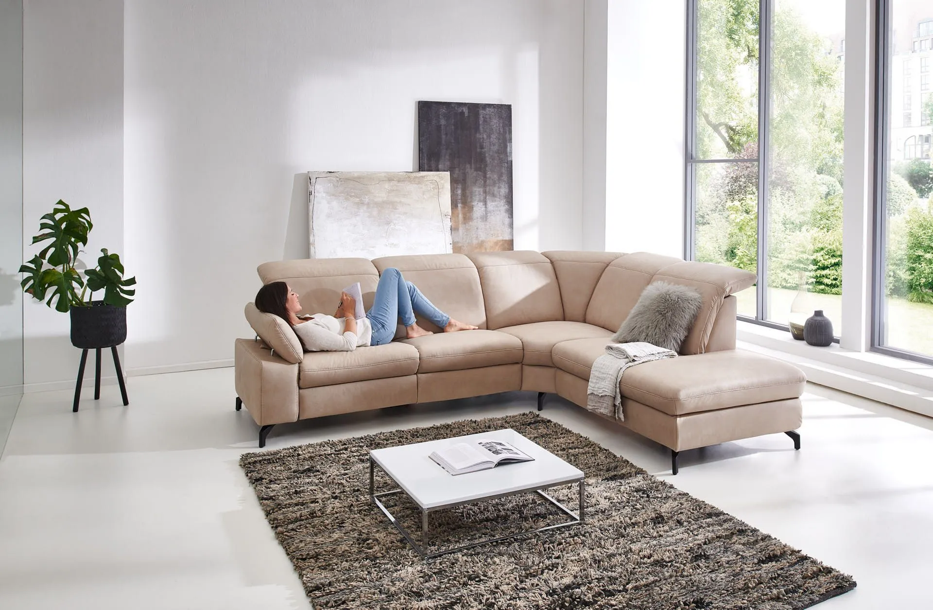 Ecksofa mit Funktionen, Armlehnenfunktion und Kopfteilfunktion Beige links mit höhen Neigungsverstellung mit Kopfteilfunktion 