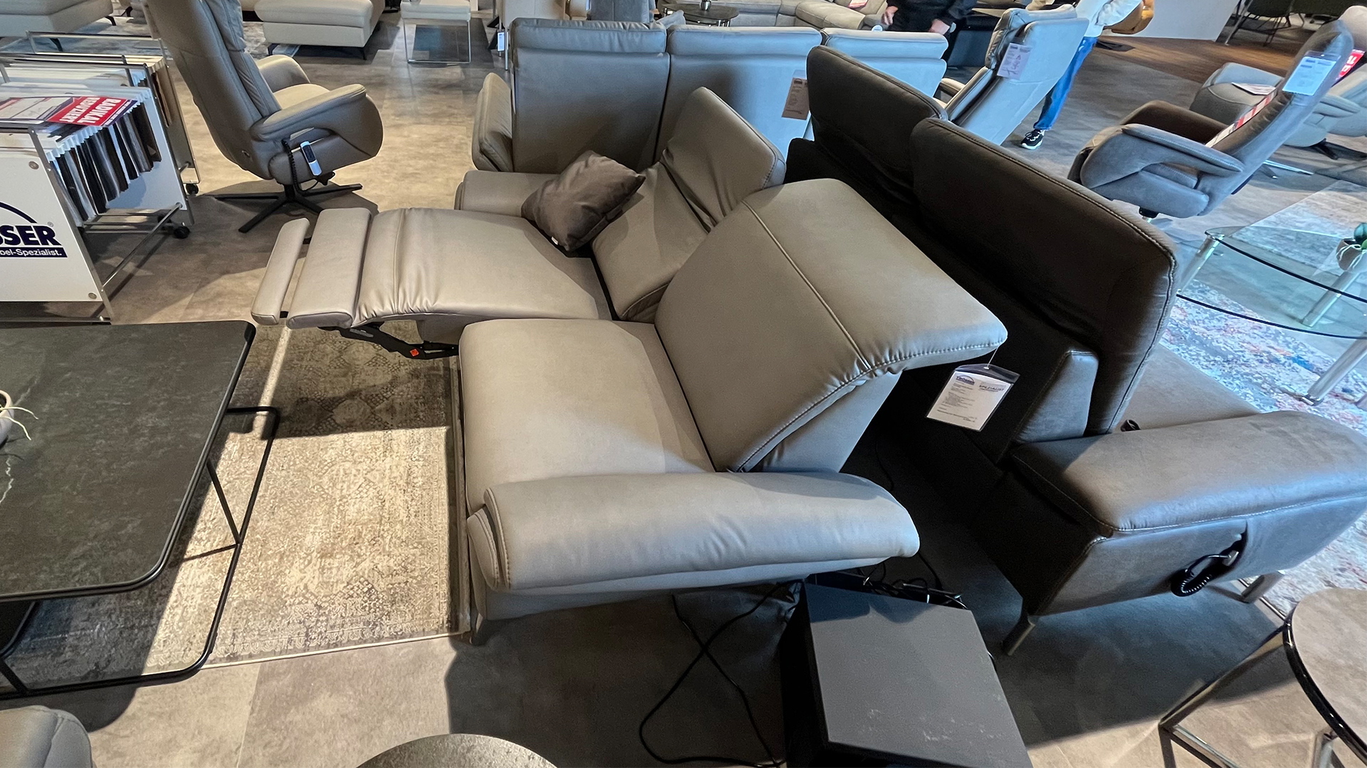 Couchgarnitur mit motorischen Funktionen in Smart Touch Stoff -07640151-02-36WW-A