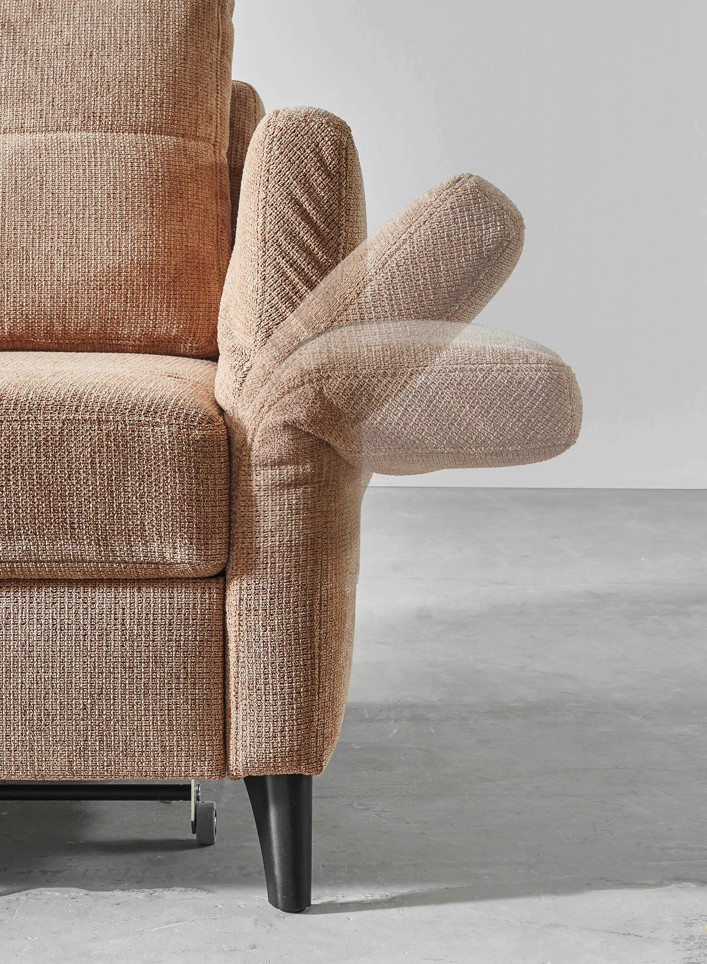 Schlafsofa mit Relaxfunktion in Stoff