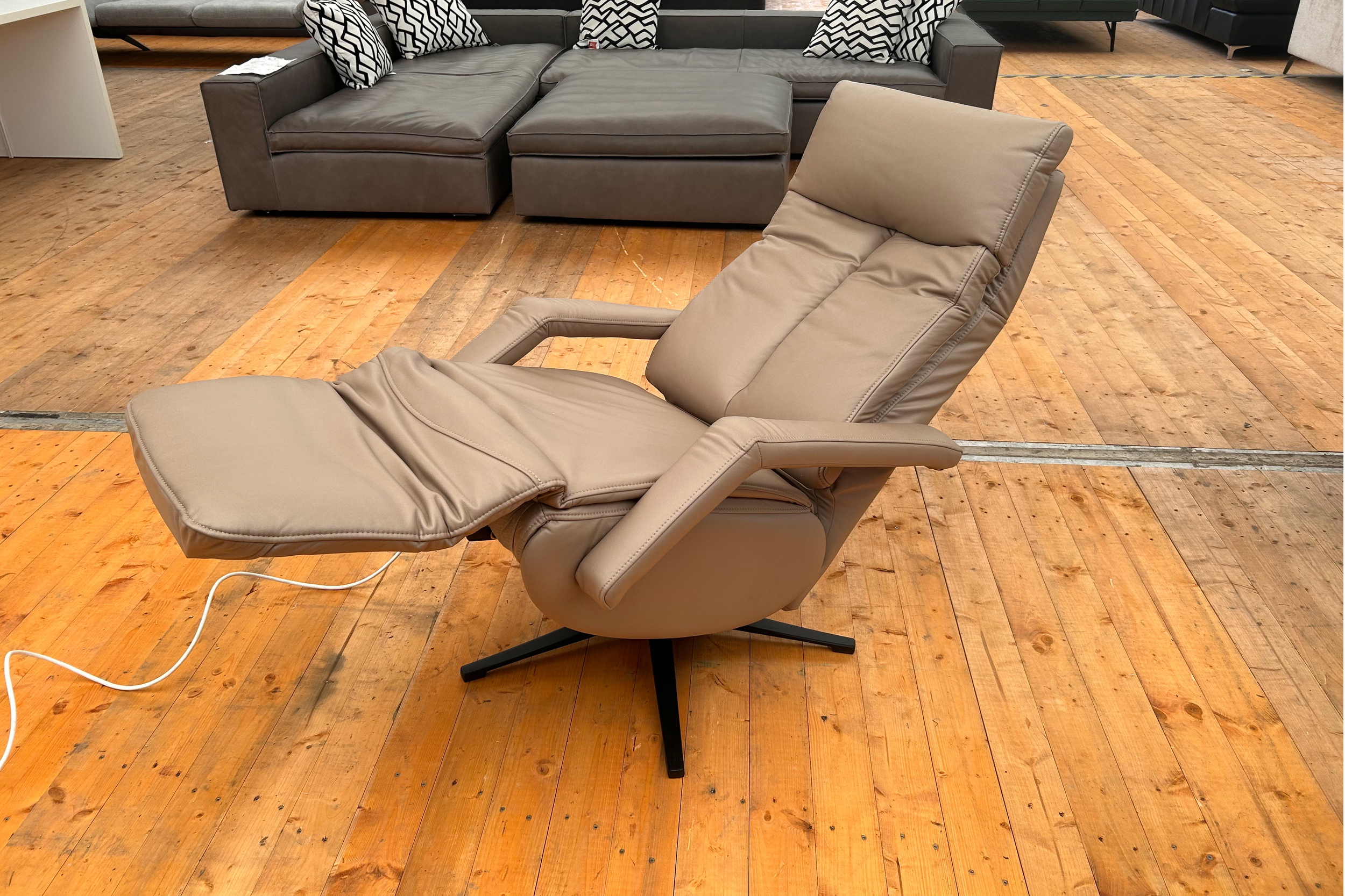 Relaxsessel inkl. 3-motorischer Relaxfunktion in Stoff-0979800185-35WW-A