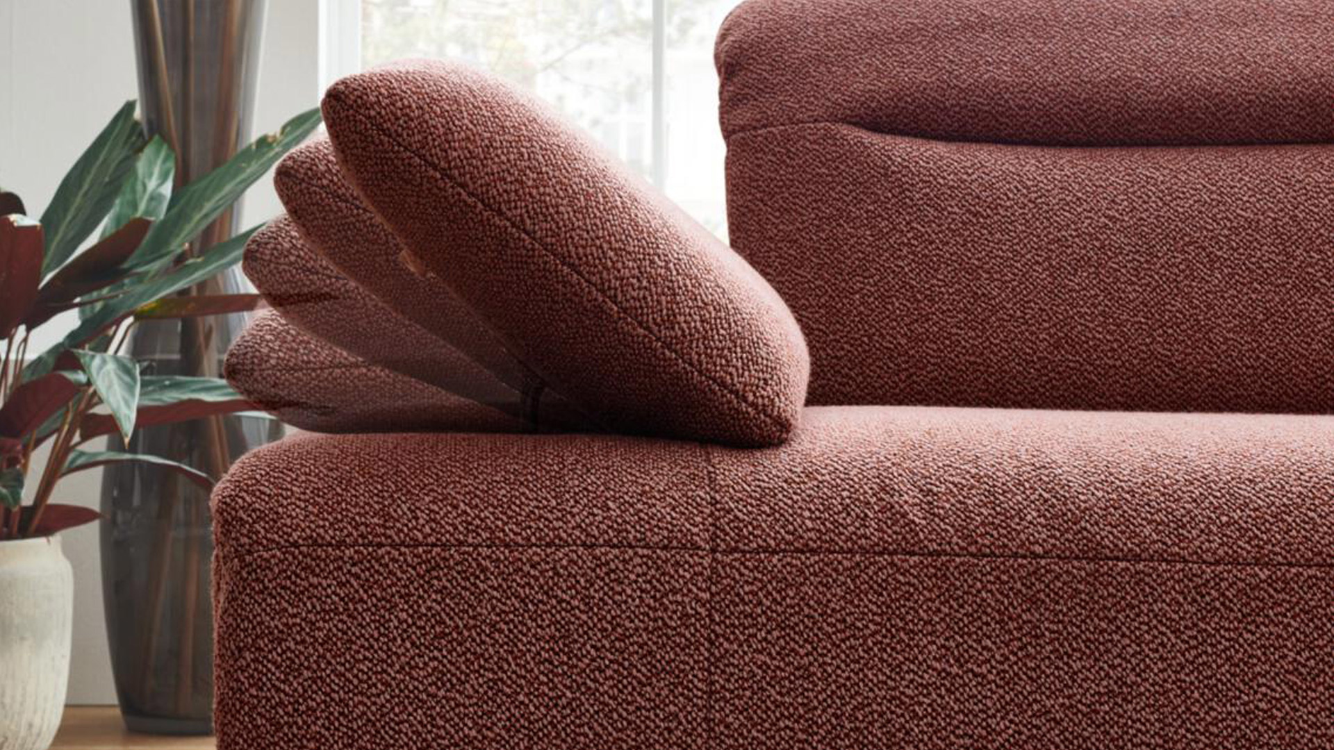 Himolla Ecksofa inkl. manueller Kopfteil-und Armteilverstellung in Stoff 