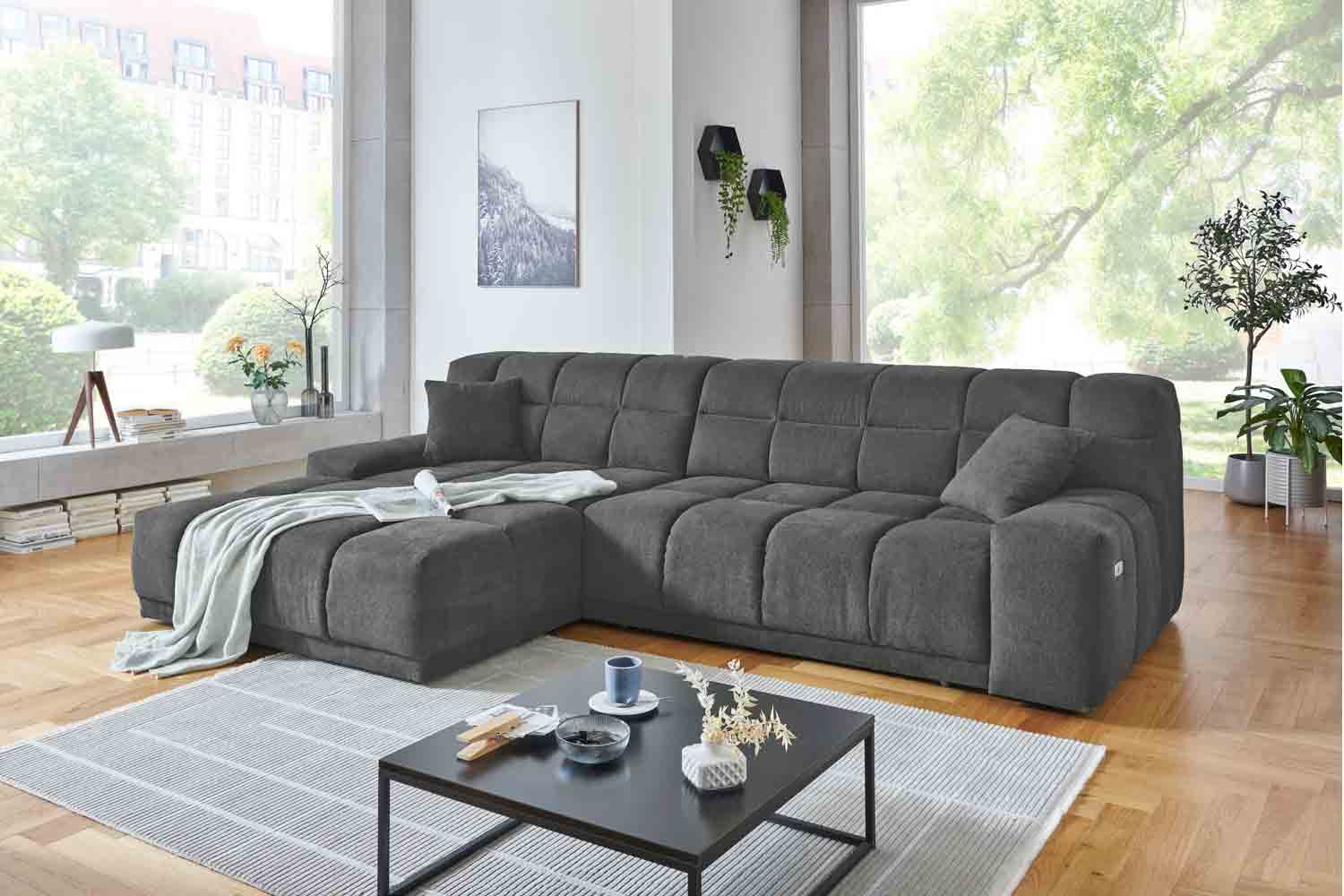 Ecksofa inkl. motorischen XXL- Sitzvorzug in Stoff
