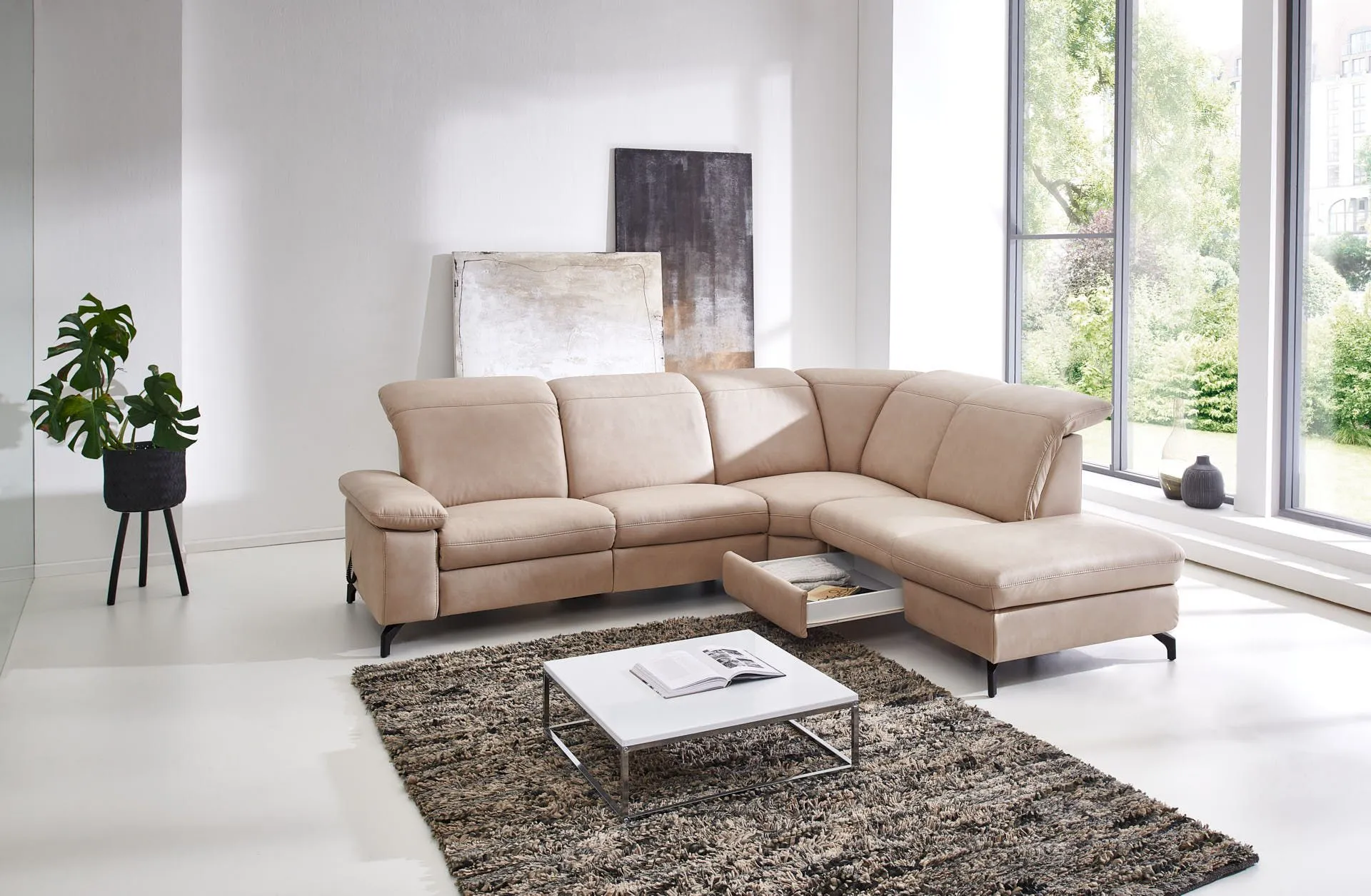 Ecksofa mit Funktionen, Armlehnenfunktion und Kopfteilfunktion Beige rechts mit Kopfteilfunktion 