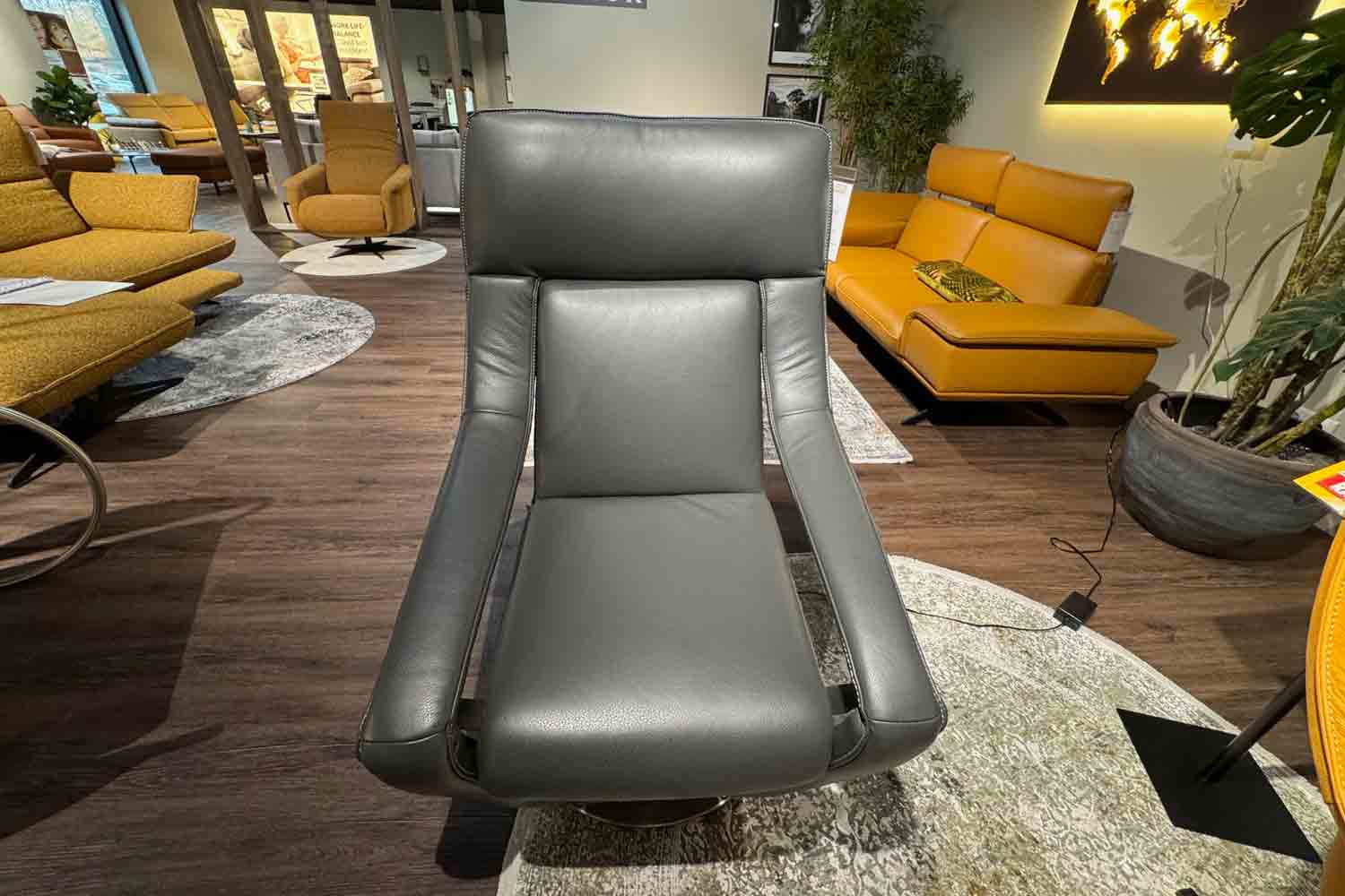 Koinor Relaxsessel inkl. motorischer Funktion und Akku in Leder