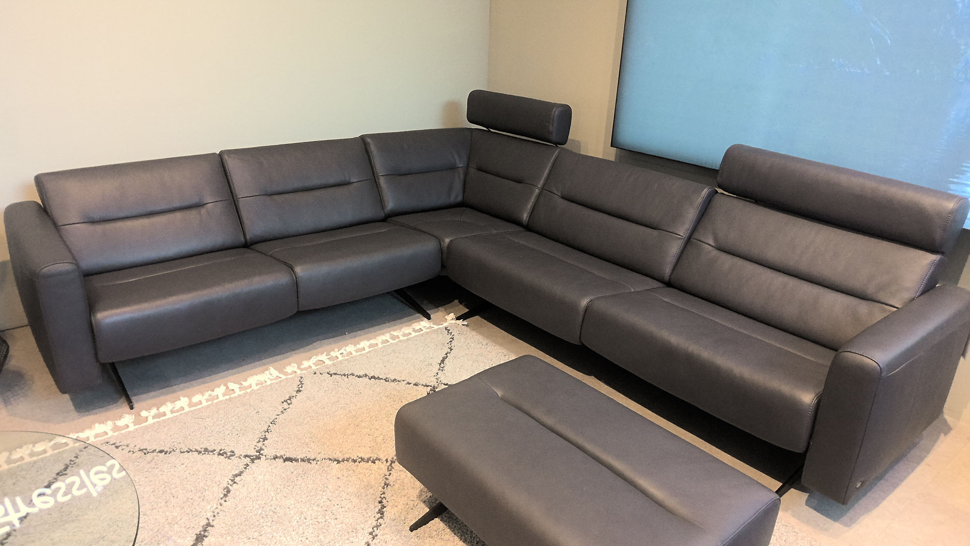 Stressless Ecksofa mit BalanceAdapt Funktion und Hocker in Leder-0565074801-02-39WW-A