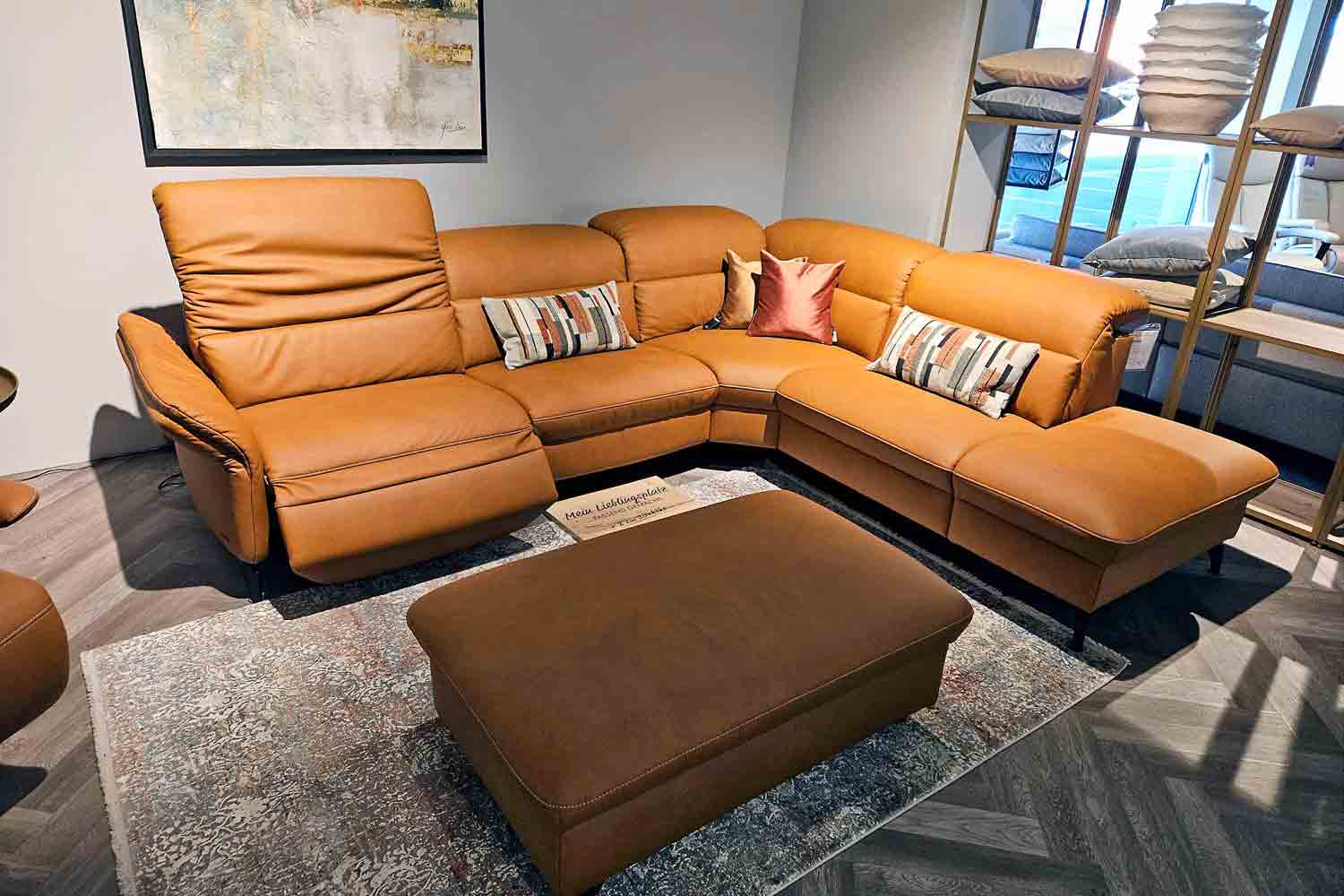 Himolla Leder Ecksofa inkl. motorischen Funktionen und Hocker mit Stauraum