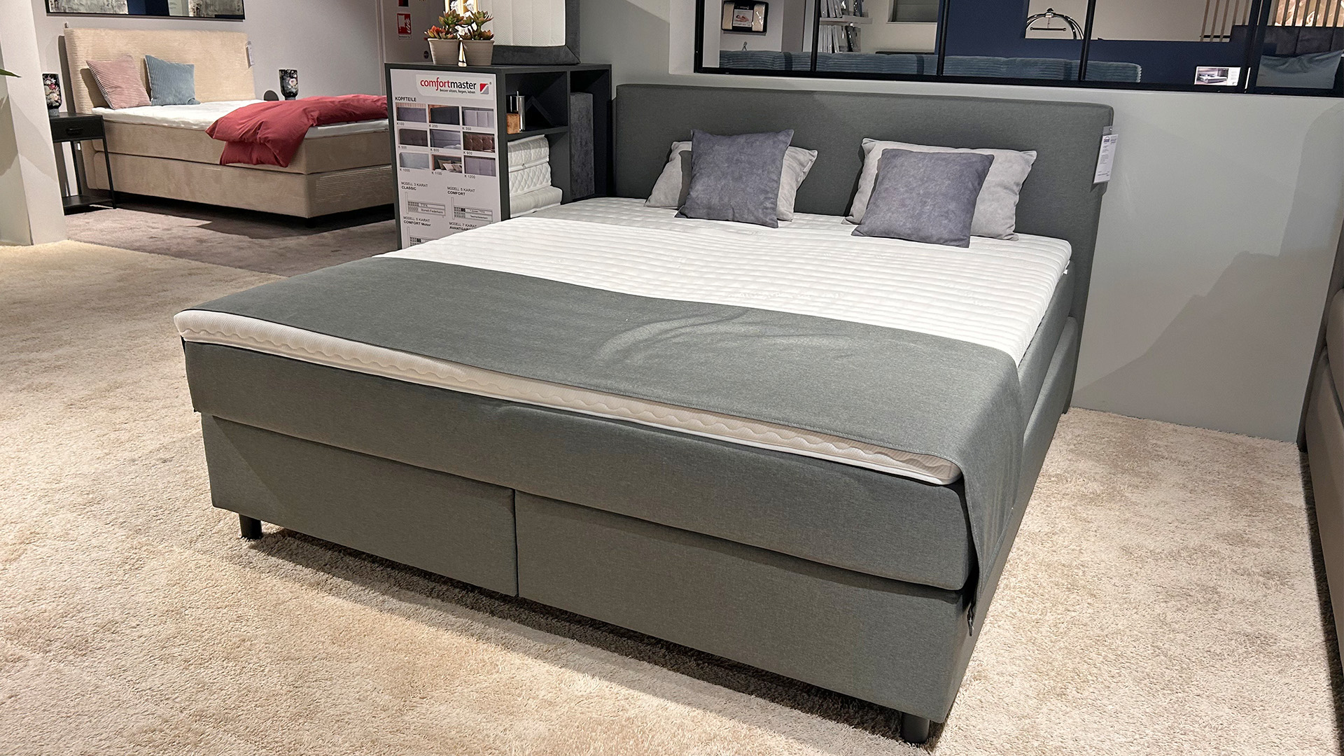 Boxspringbett mit Bettkasten in Stoff -0659000200-36WW-A