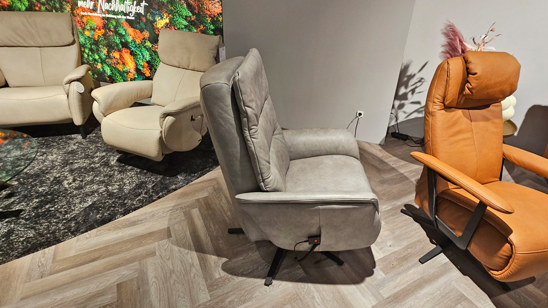 Himolla Massagesessel mit 2-motorischer Relaxfunktion in Leder  -0147109200-06WW-A