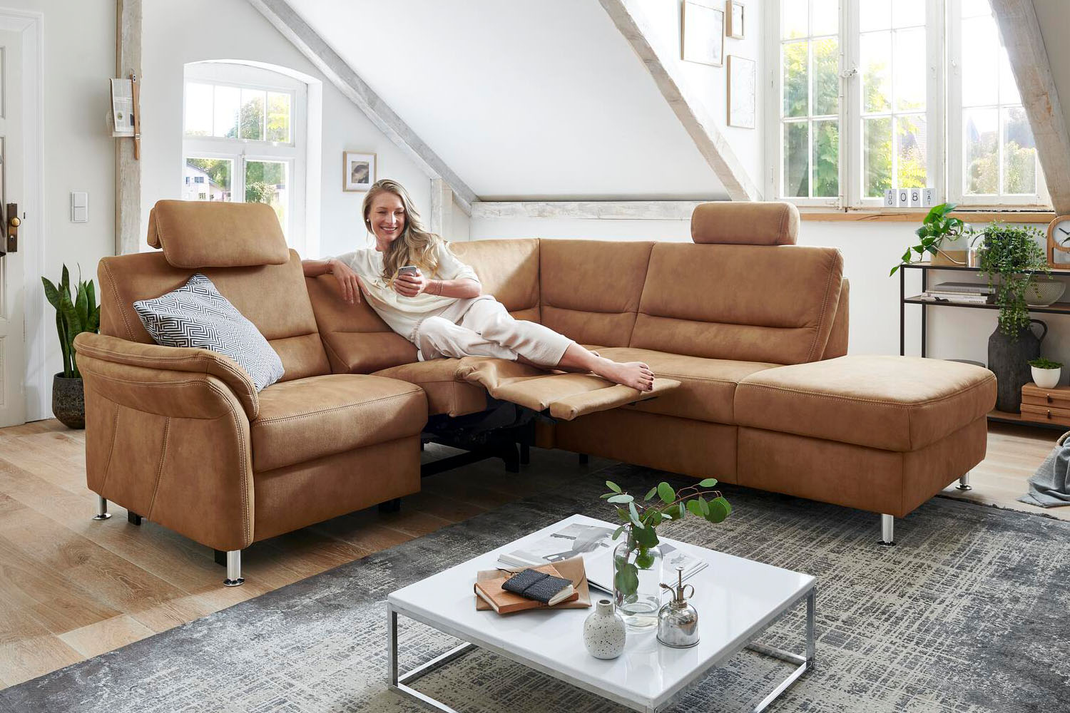 Moderne Eckkombination Cosmos