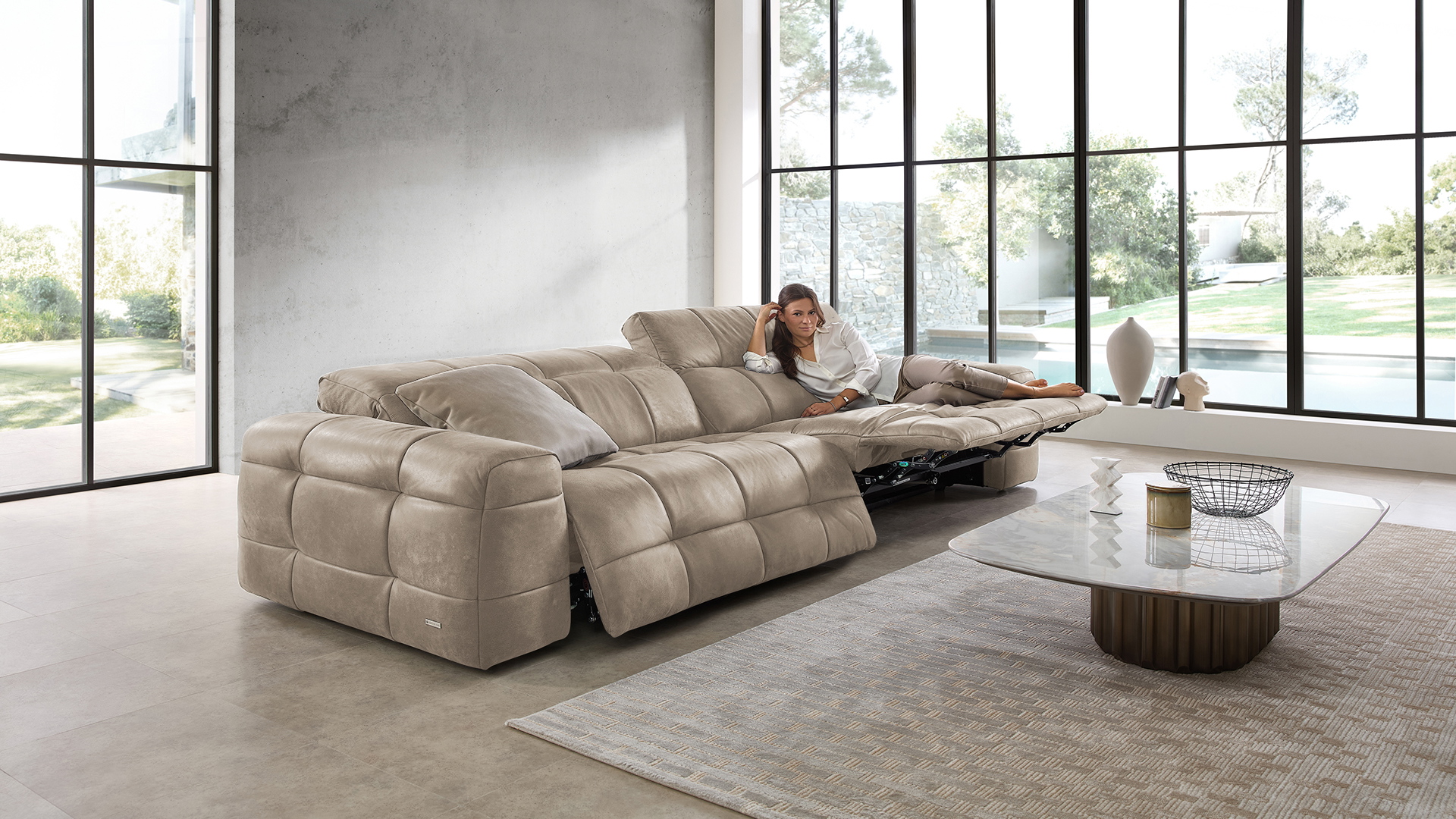 CAMPO DE´FIORI Designer Sofa Maxime mit Kopfteilverstellung in Leder CAMPO DE´FIORI Designer Sofa Maxime mit Kopfteilverstellung in Leder-05960131WW