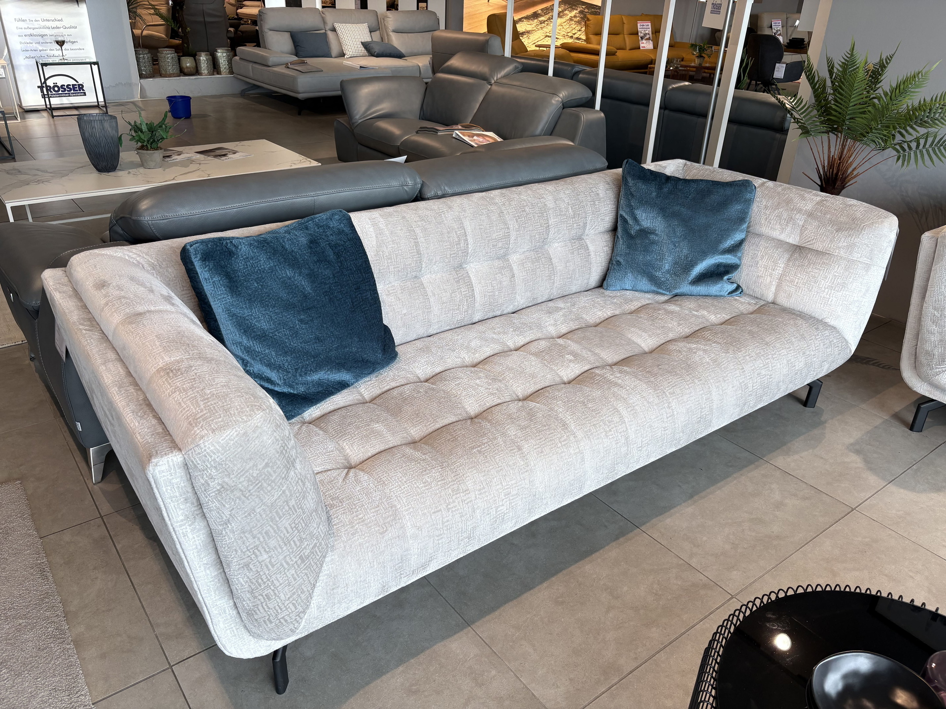 Couchgarnitur mit Kissen in Stoff-0531003003-04-49WW-A