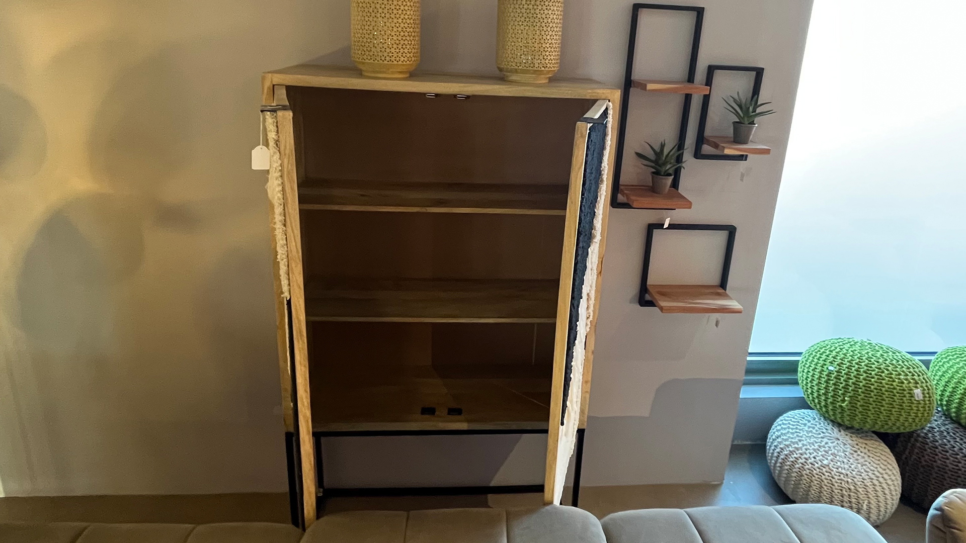 Gutmann Highboard im modernen Design -0310019100-36WW-A