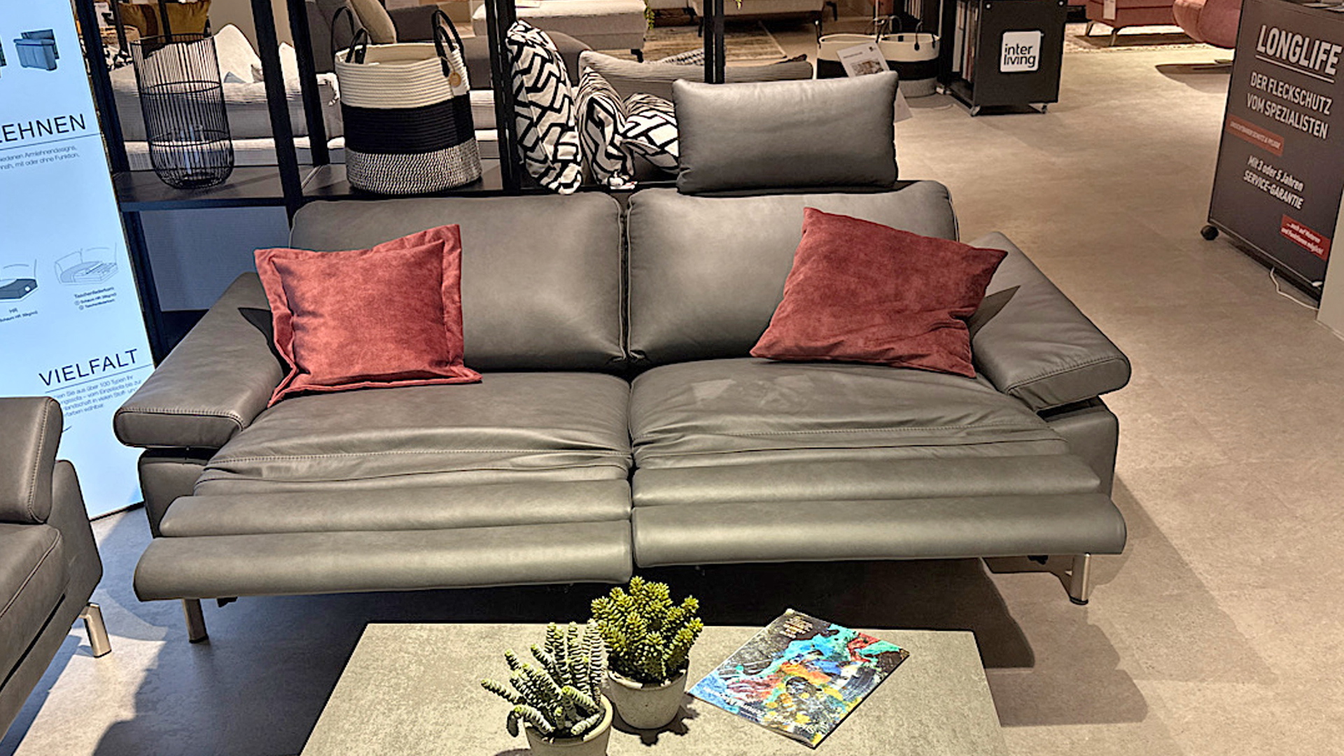 Couchgarnitur mit motorischer Relaxfunktion und Akku in Leder-0377000800-45WW-A