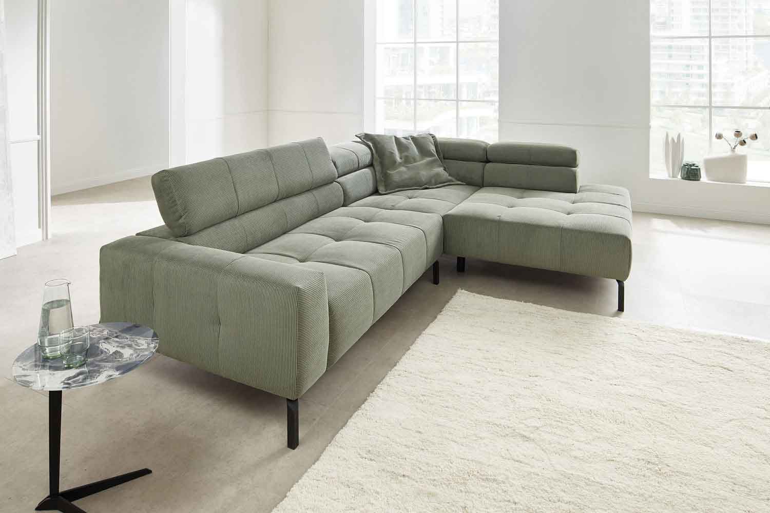 Hilker Ecksofa HC 34 inkl. Kopfteilfunktion in Trendstoff Cord