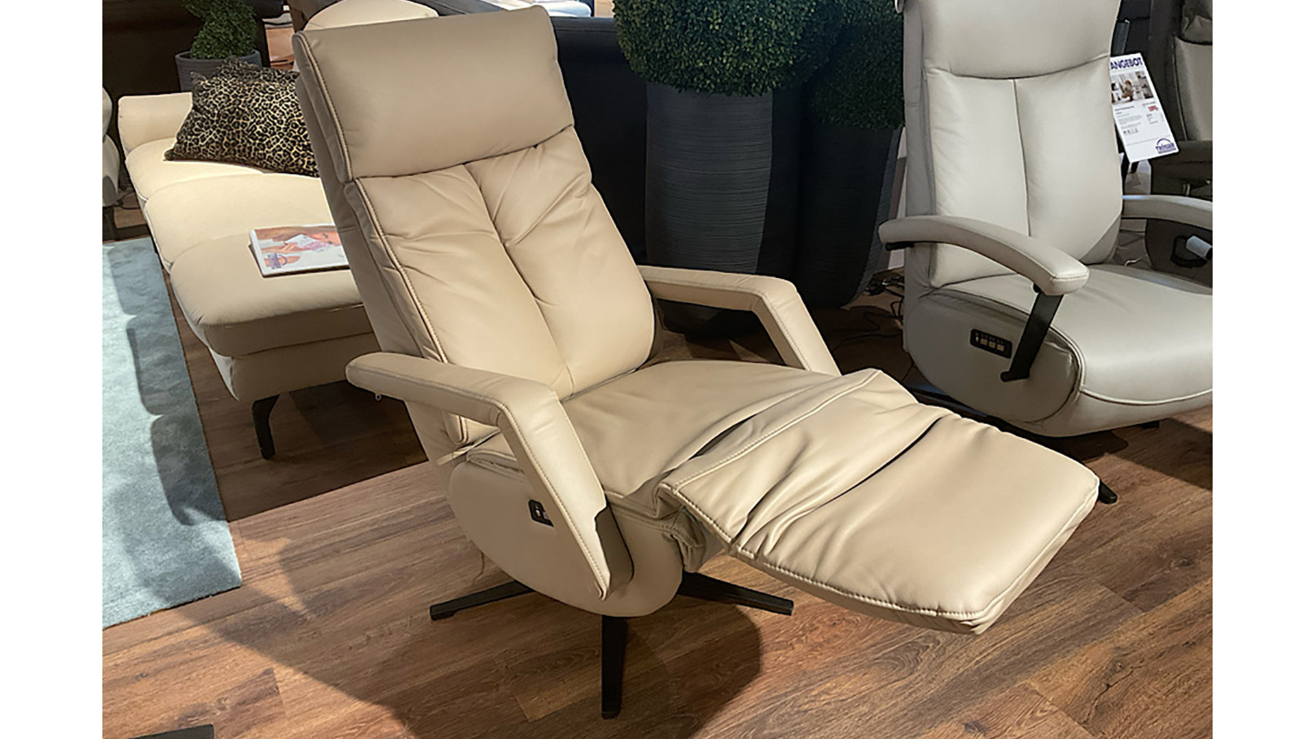 Relaxsessel inkl. 3-motorischer Relaxfunktion in Stoff -0979810003-40WW-A