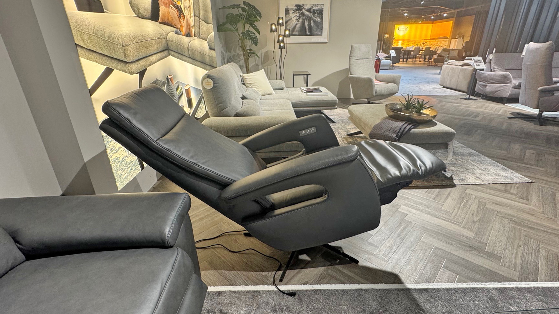 Relaxsessel inkl. 2-motorischer Relaxfunktion mit Aufstehhilfe und Sitzheizung-0377000902-04WW-A