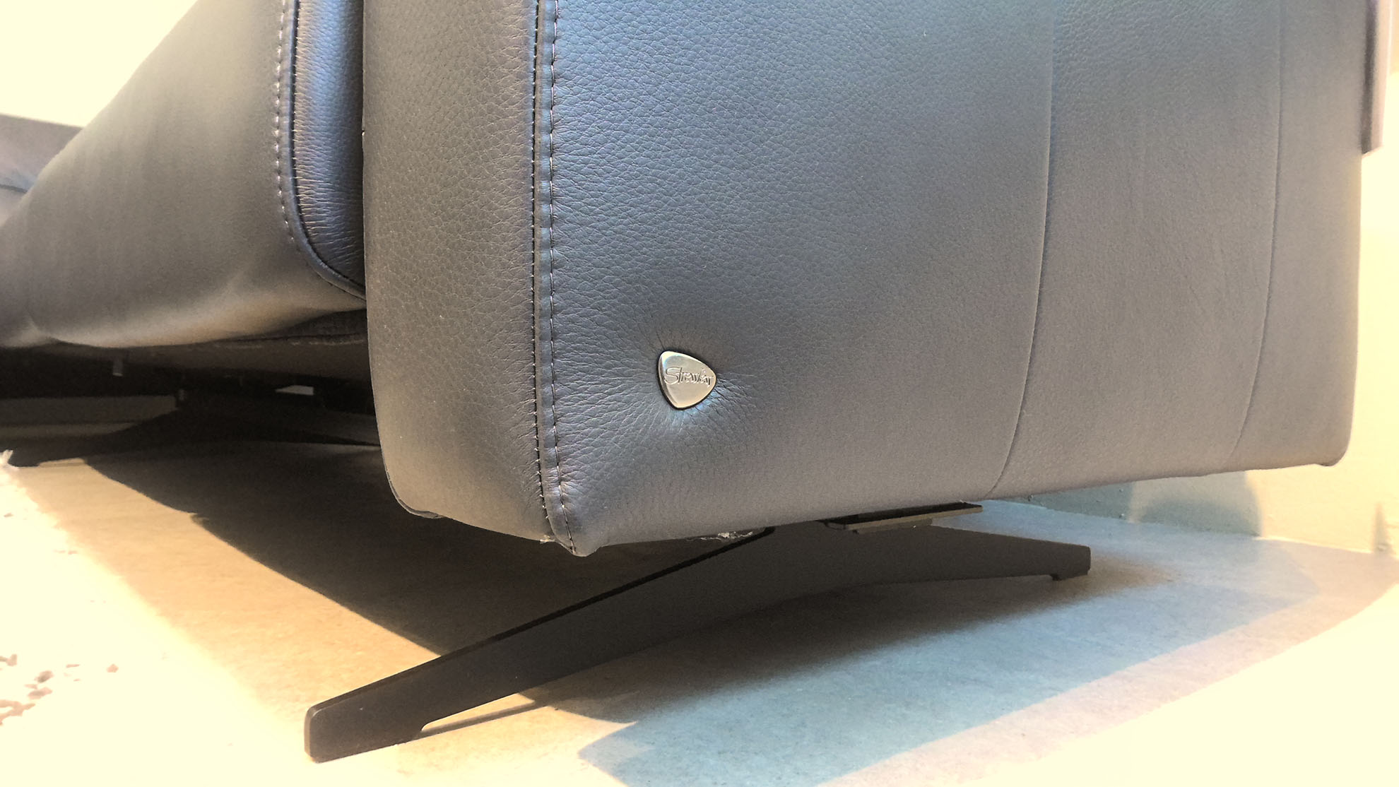 Stressless Ecksofa mit BalanceAdapt Funktion und Hocker in Leder-0565074801-02-39WW-A