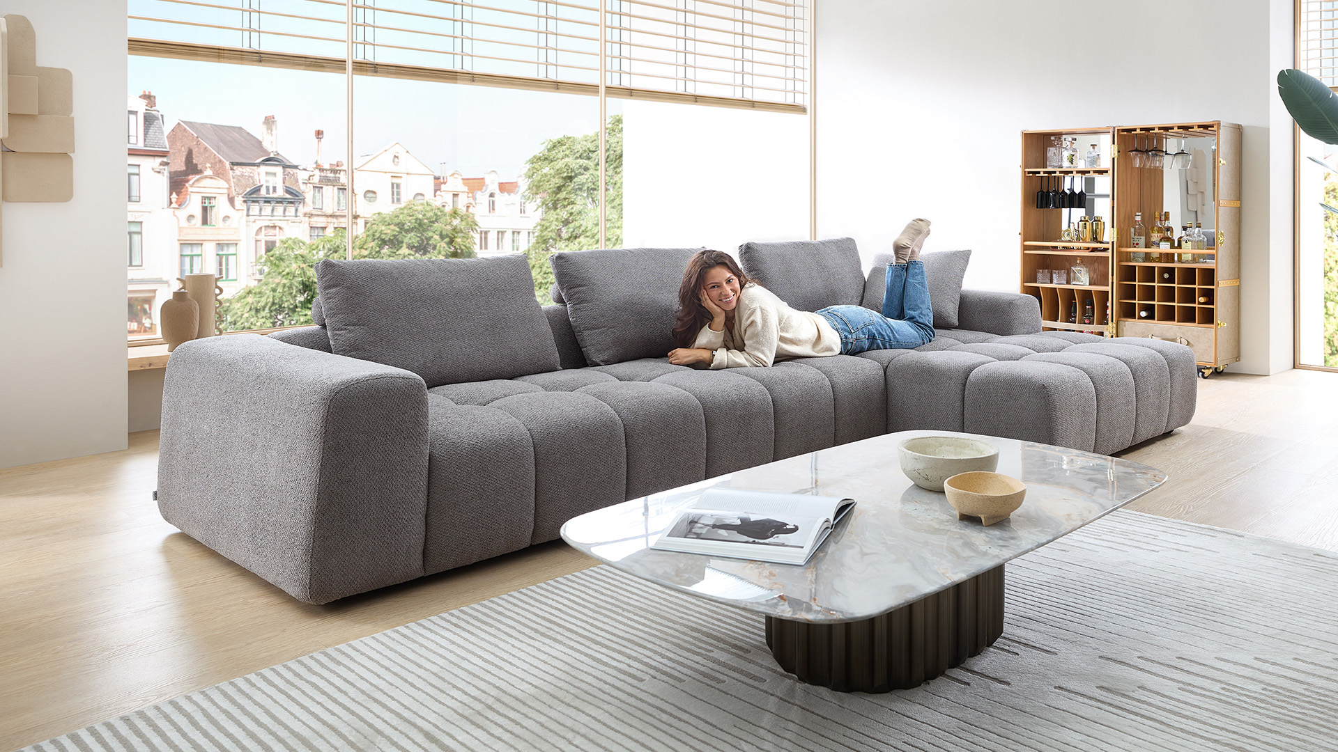 Ecksofa Heartbreaker mit losen Rückenkissen in Stoff Ecksofa Heartbreaker mit losen Rückenkissen in Stoff