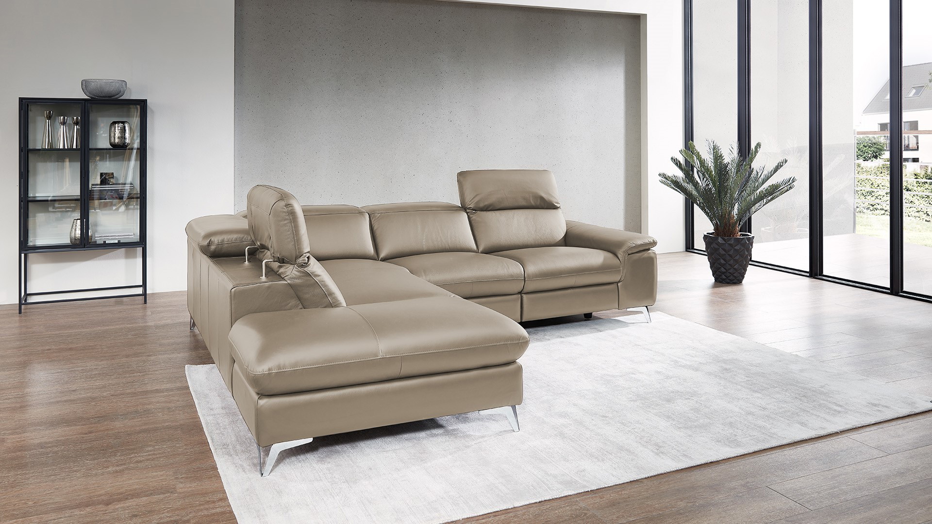 Ecksofa Seahawk mit motorischer Relaxfunktion in Leder Ecksofa Seahawk mit motorischer Relaxfunktion in Leder