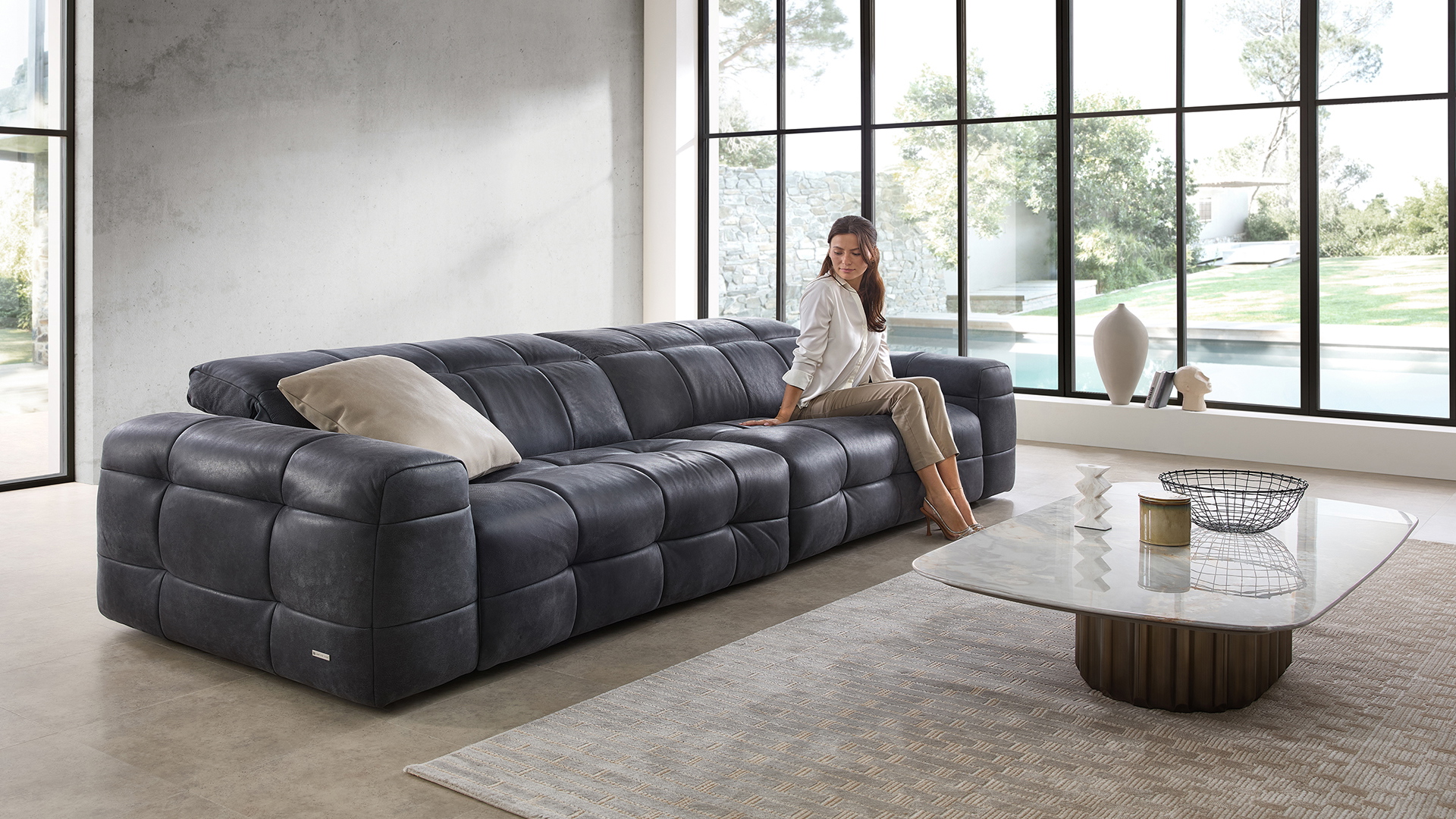 CAMPO DE´FIORI Designer Sofa Maxime mit Kopfteilverstellung in Leder