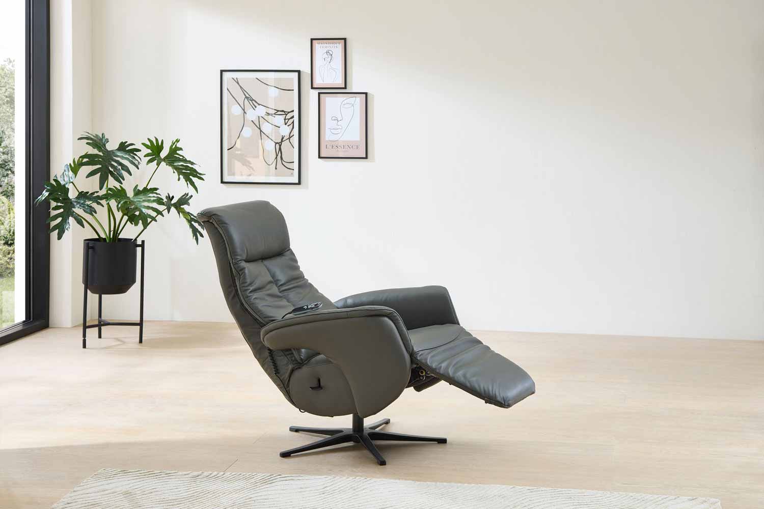 Relaxsessel inkl. 3-motorische Relaxfunktion in Leder-Lederlook