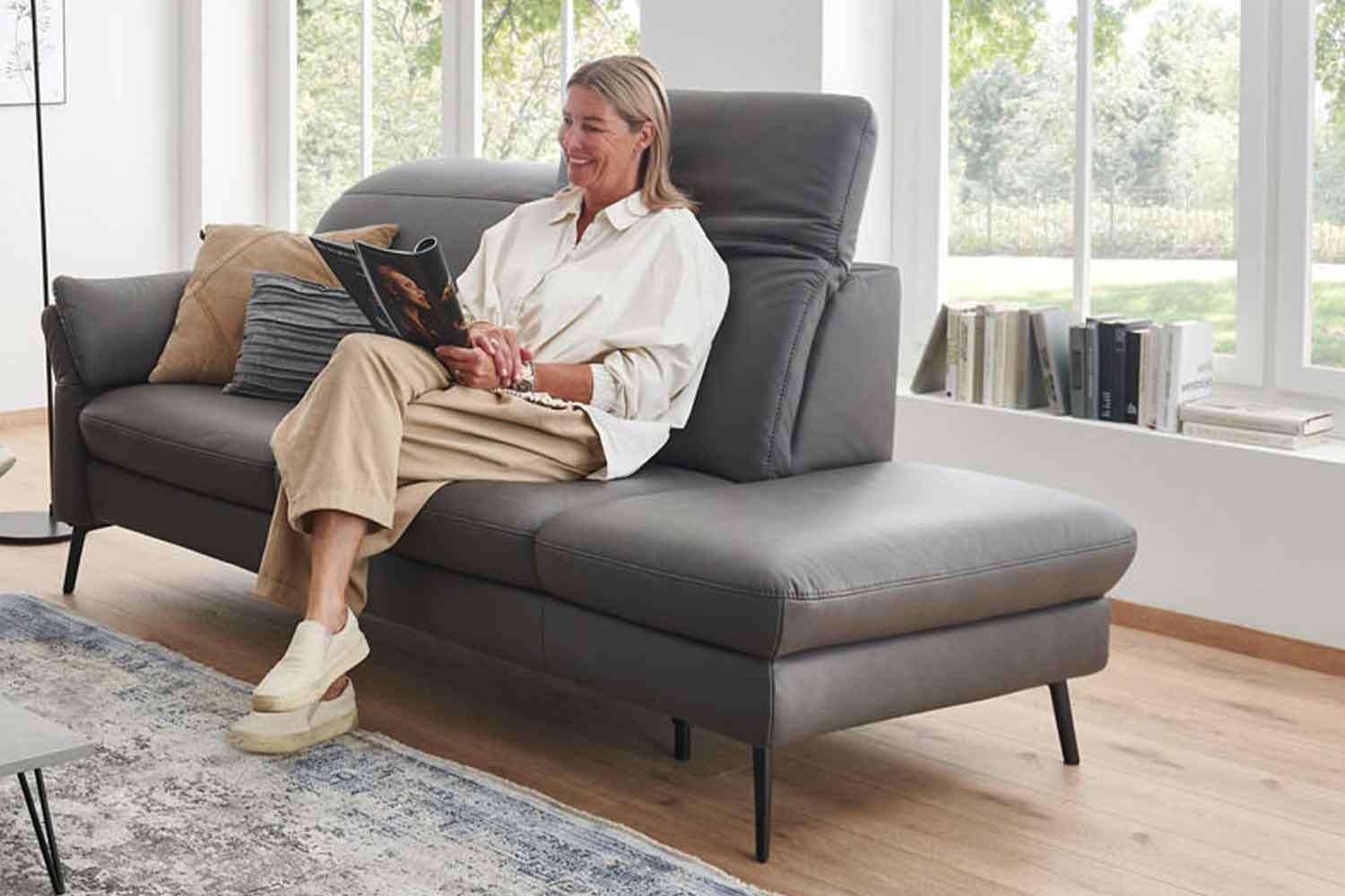 Couchgarnitur mit Federkern in Stoff