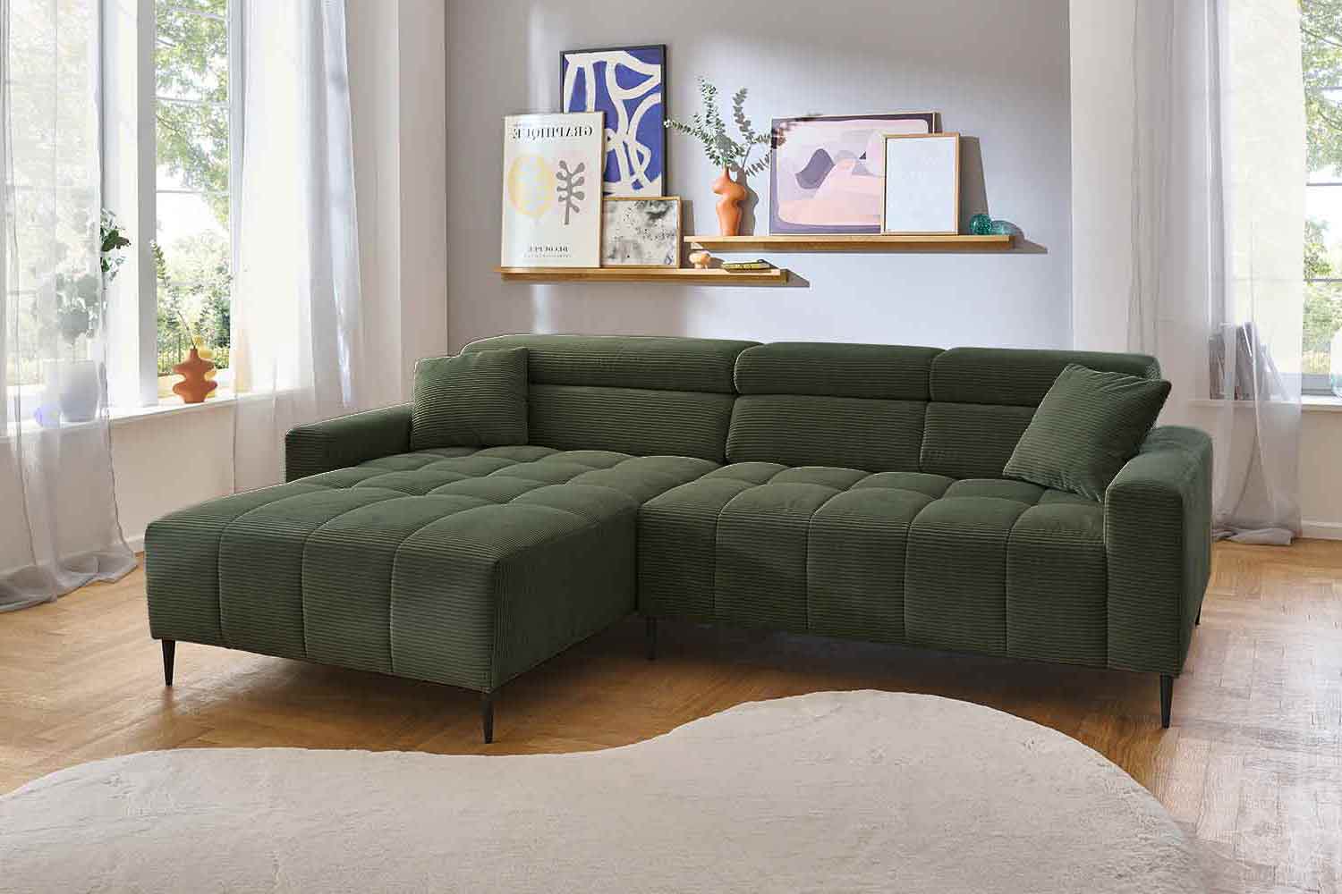 Ecksofa inkl. motorischem Sitzvorzug in Trendstoff Cord