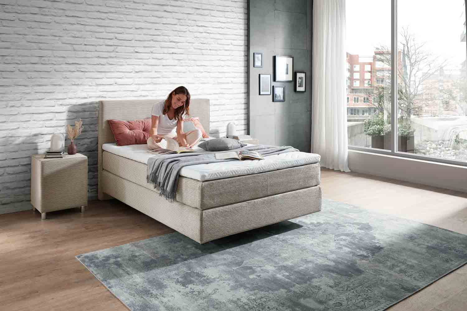 Boxspringbett Monaco in Trendstoff Cord