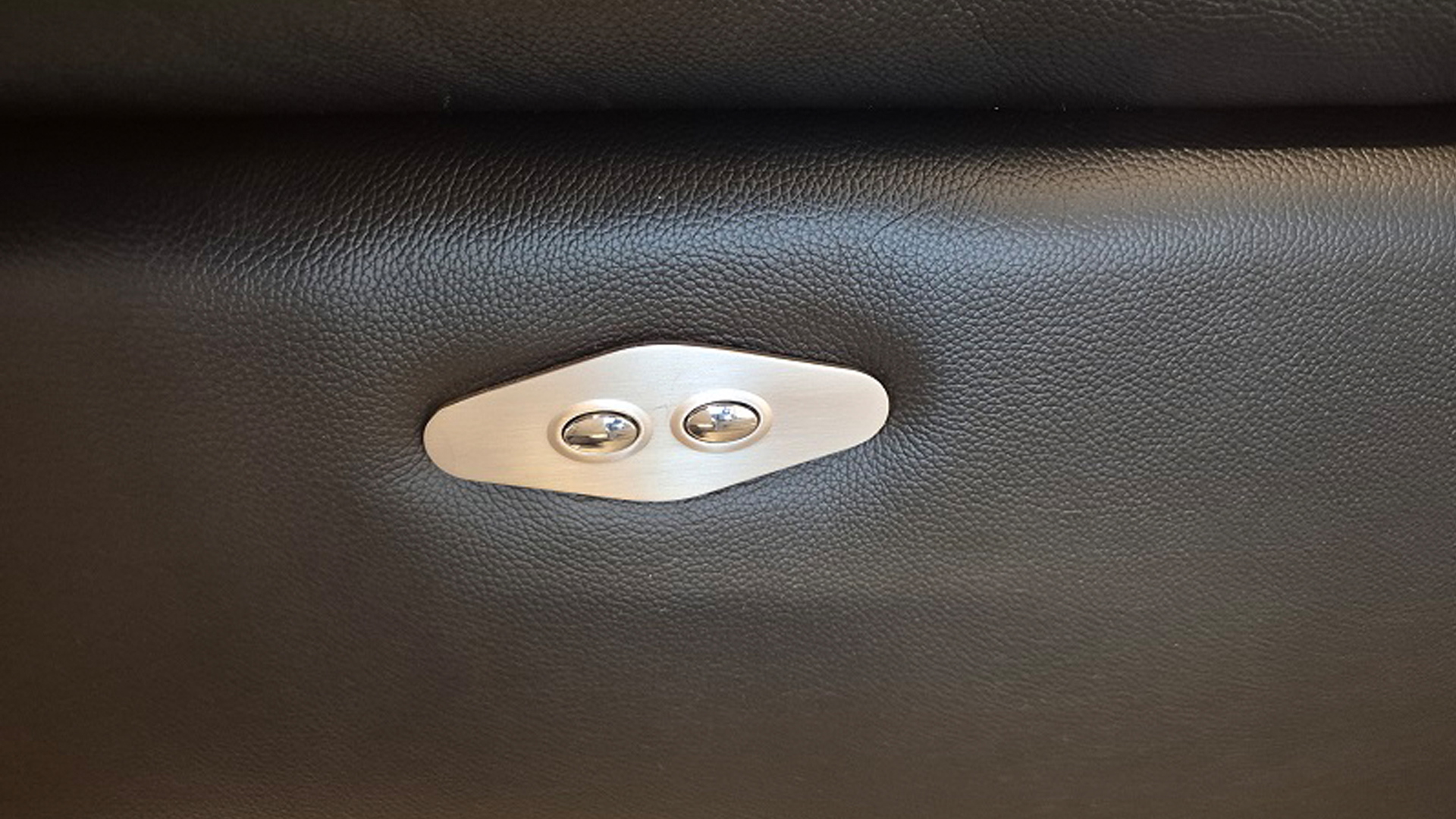Cuoio Ecksofa mit motorischen Vorziehsitz in Leder -0597018203-07WW-A