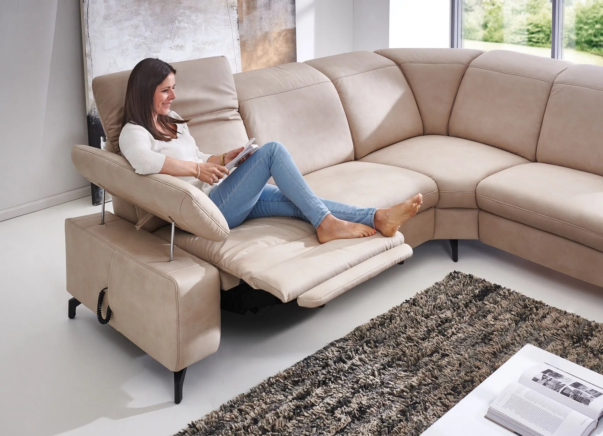 Ecksofa mit Armlehnen- und Kopfteilfunktion beige rechts mit Armteilfunktion 