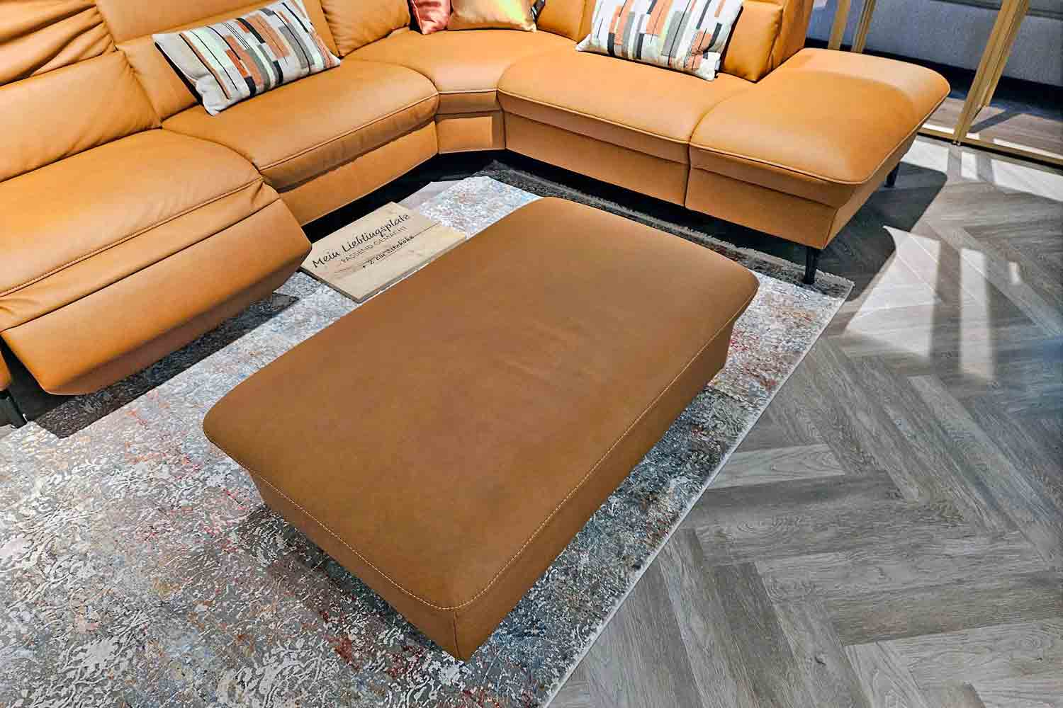 Himolla Leder Ecksofa inkl. motorischen Funktionen und Hocker mit Stauraum