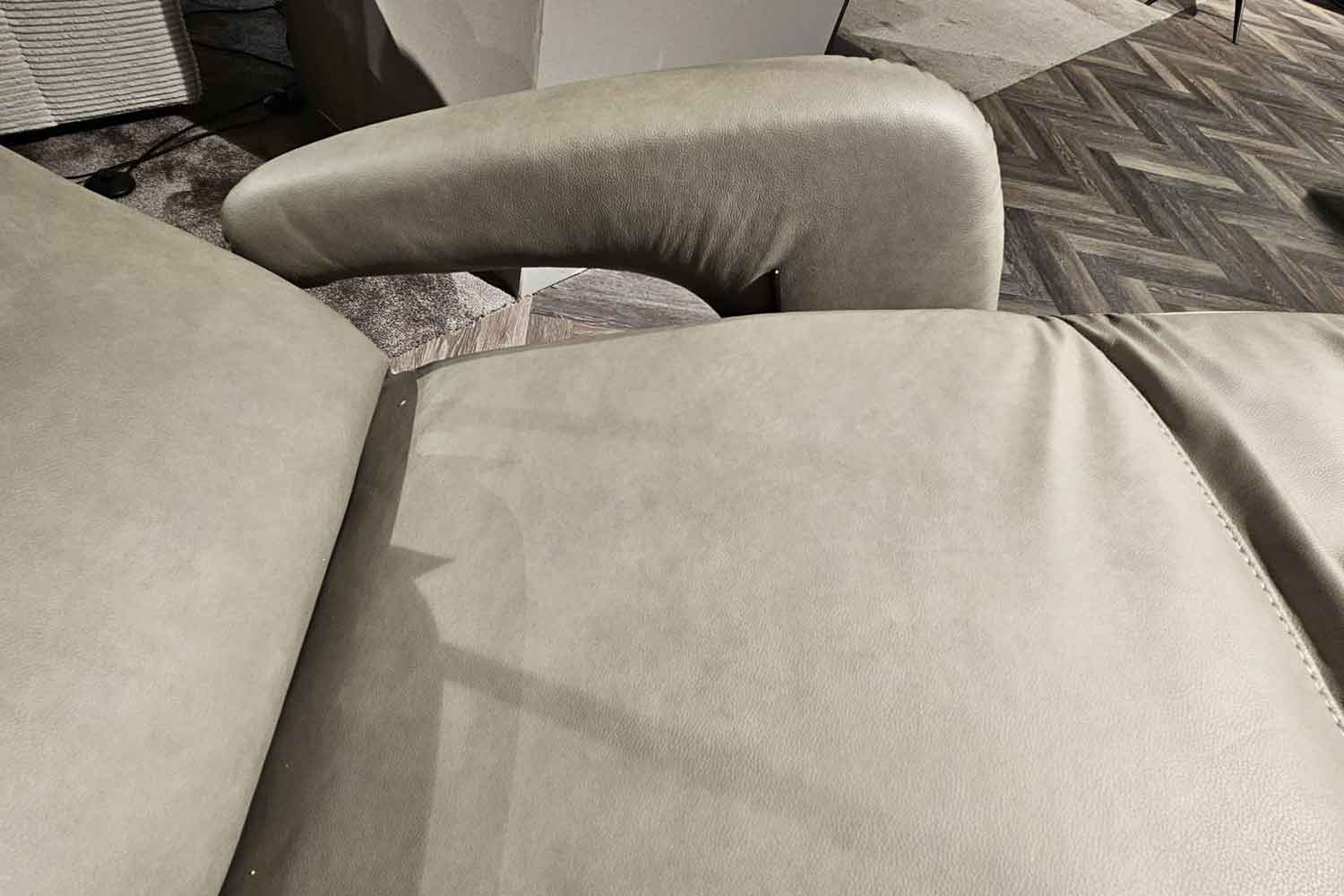 Thomas Brunner Ecksofa inkl. vielen Funktionen in Leder