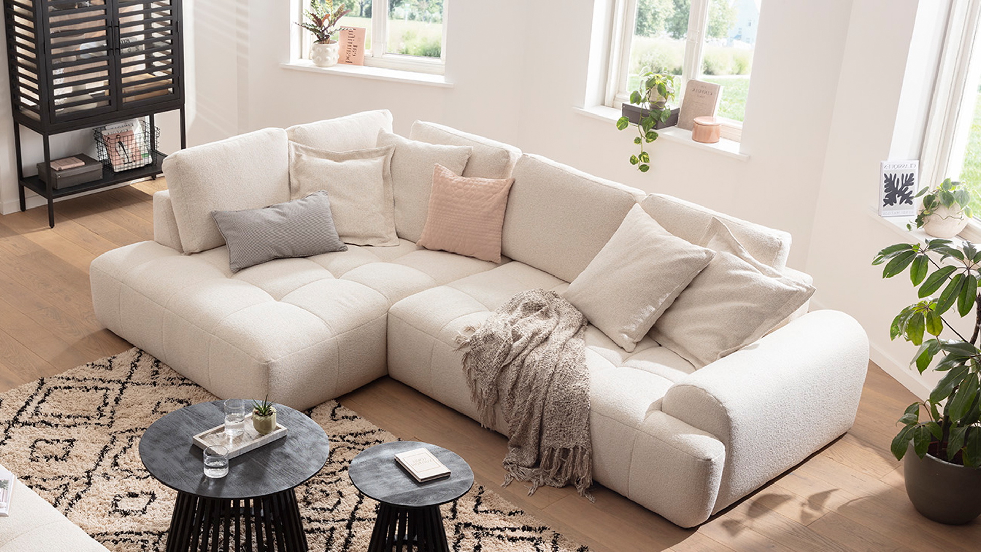 Ginger Moon Ecksofa Energy mit losen Rückenkissen in Stoff Ginger Moon Ecksofa Energy mit losen Rückenkissen in Stoff-0310Energy00WW