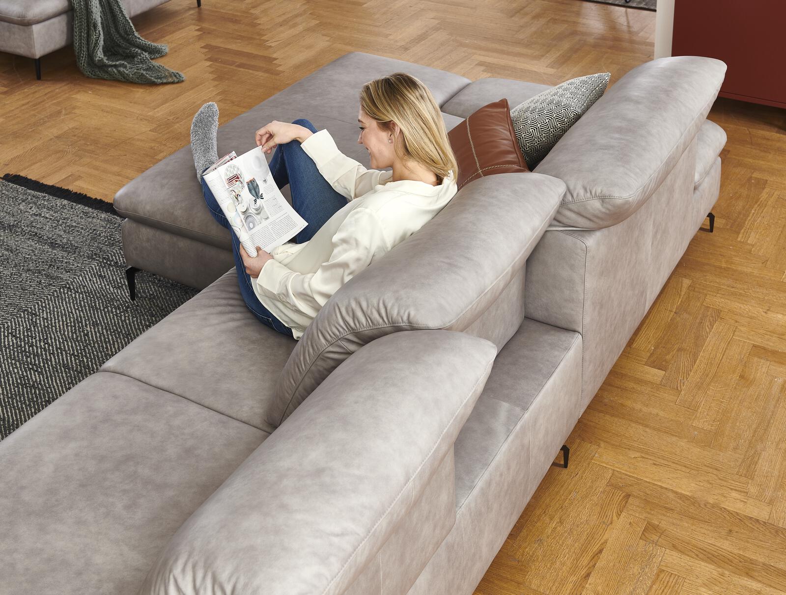 Ecksofa Lavina mit Funktion in Leder