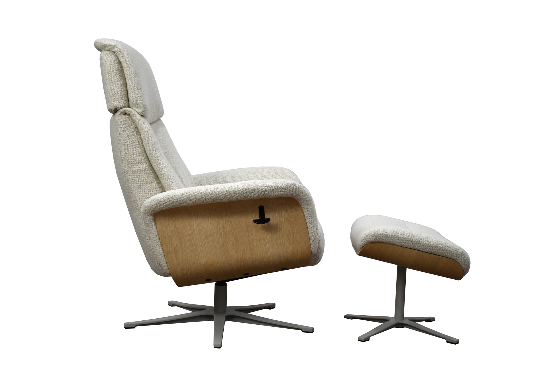 Relaxsessel Lion mit Holzapplikation und Hocker in Stoff