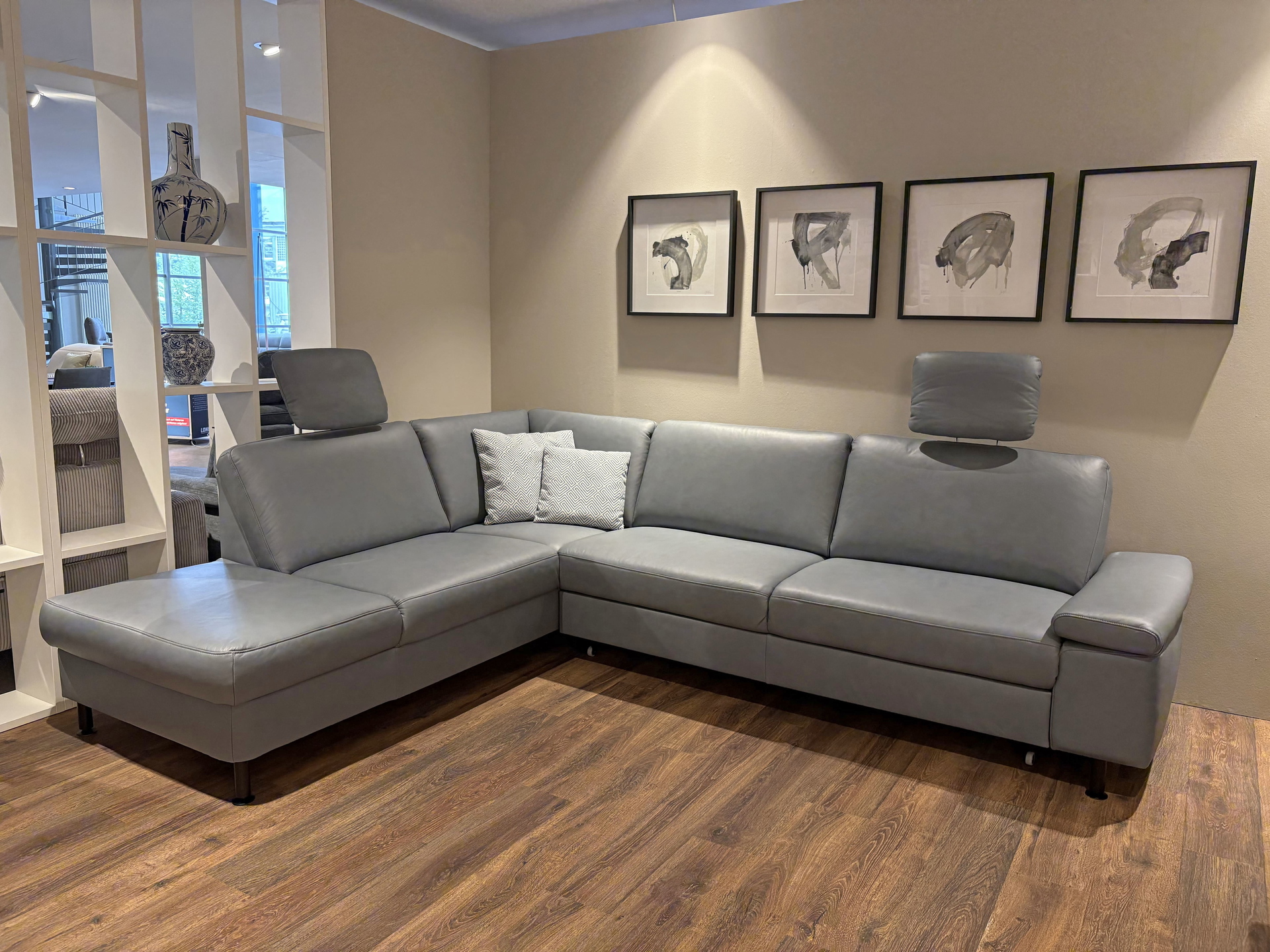 Modulmaster Ecksofa inkl. vielen Funktionen mit Hocker und Relaxsessel in Leder-0775015506-39WW-A