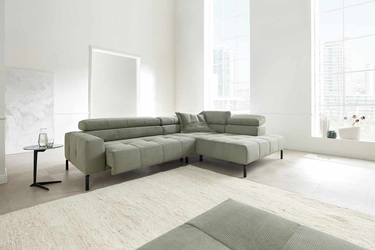 Hilker Ecksofa HC 34 inkl. Kopfteilfunktion in Trendstoff Cord