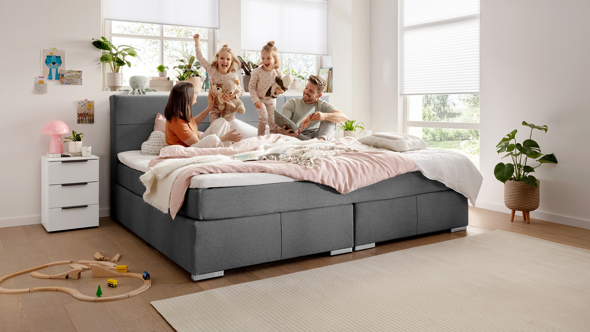 Boxspringbett Linz mit Wendematratze in Mikrofaser