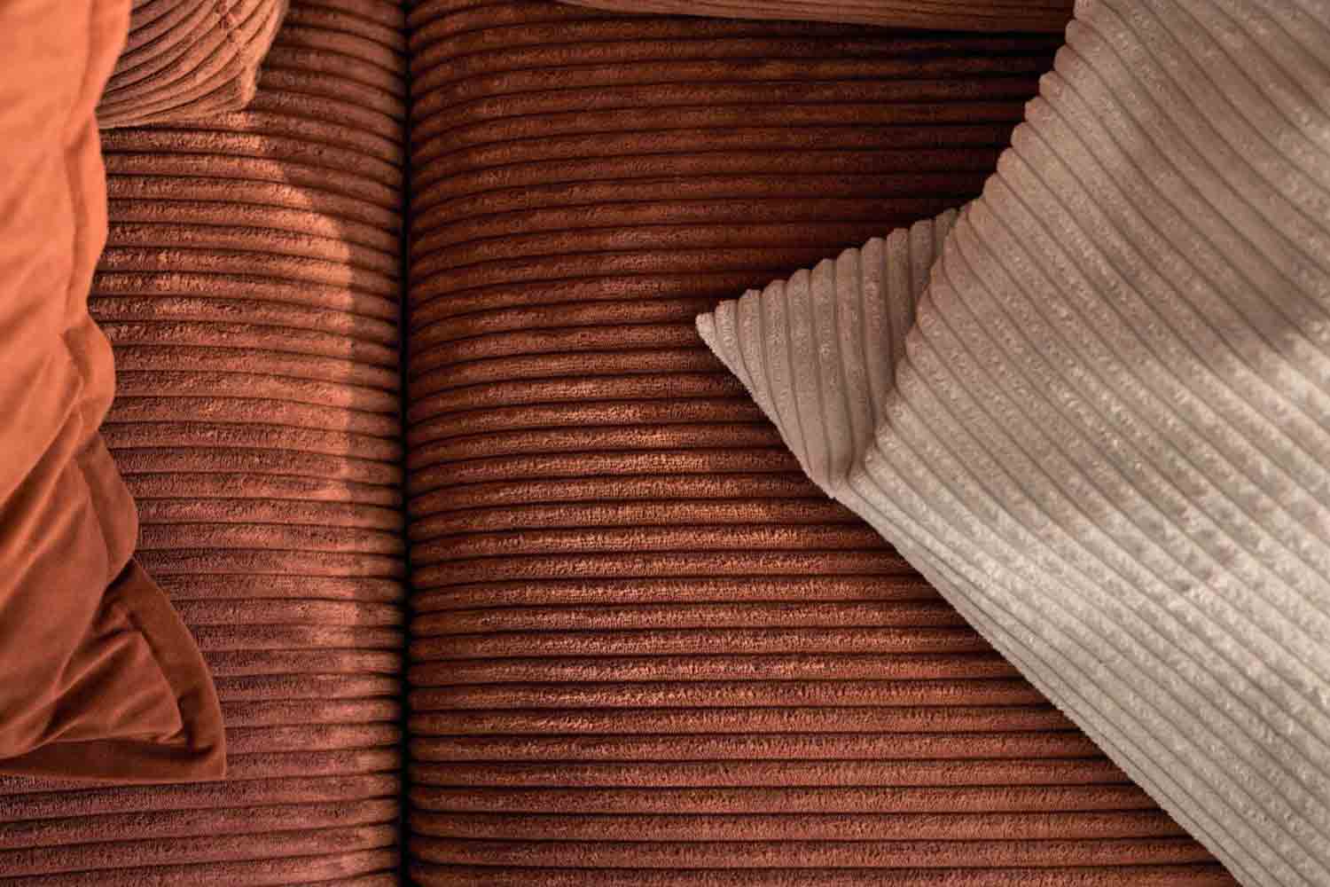 Roomio 4103 Sofa 3-Sitzer in Trendstoff Cord