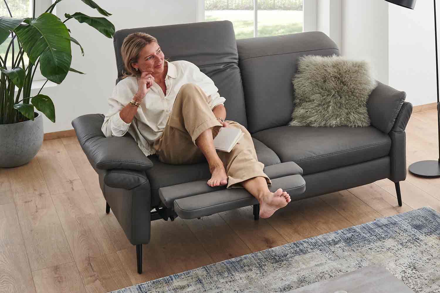 Couchgarnitur mit Federkern in Stoff