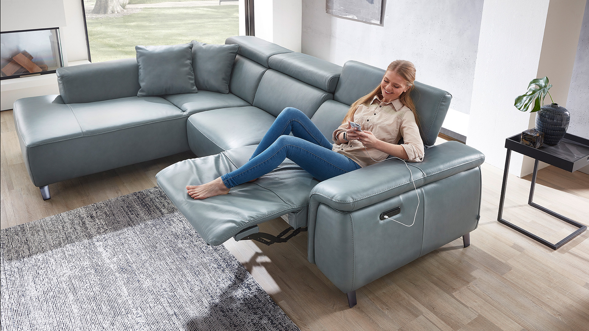 Ecksofa Firenze mit motorischer Relaxfunktion in Leder Ecksofa Firenze mit motorischer Relaxfunktion in Leder -05970318W3