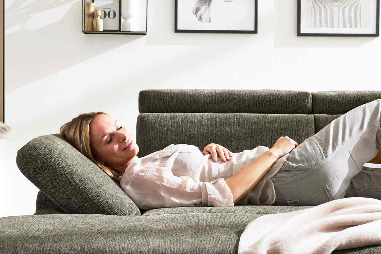 Interliving Ecksofa IL 4254 mit Sitztiefenverstellung Stoff 