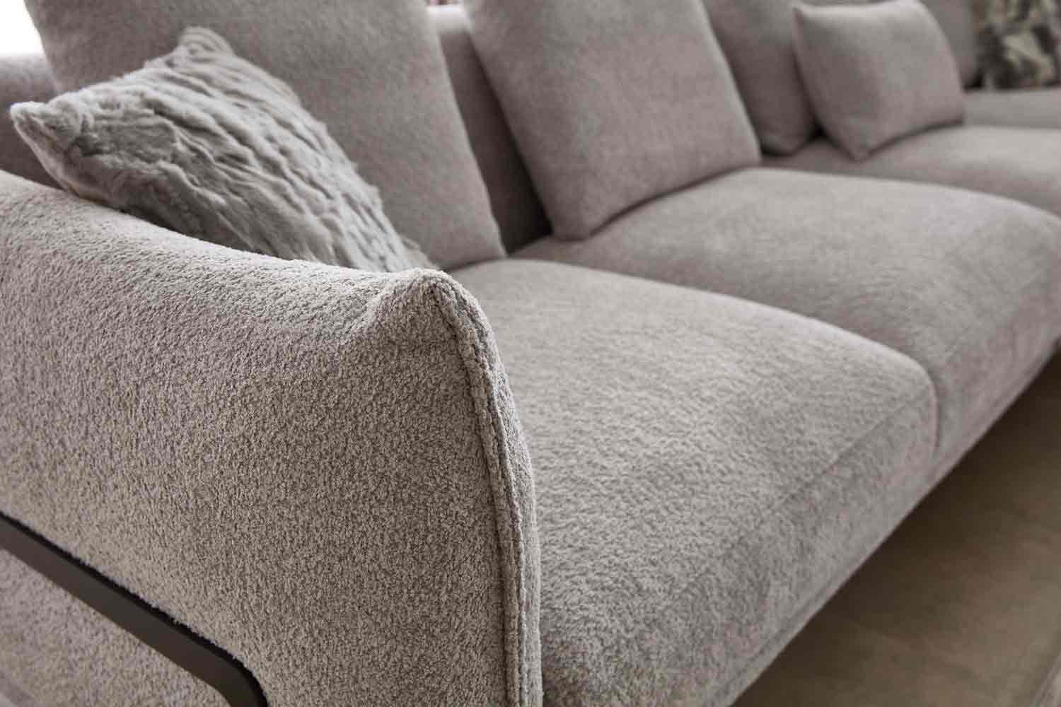 CAMPO DE´FIORI Ecksofa Valentina in Boucle Stoff