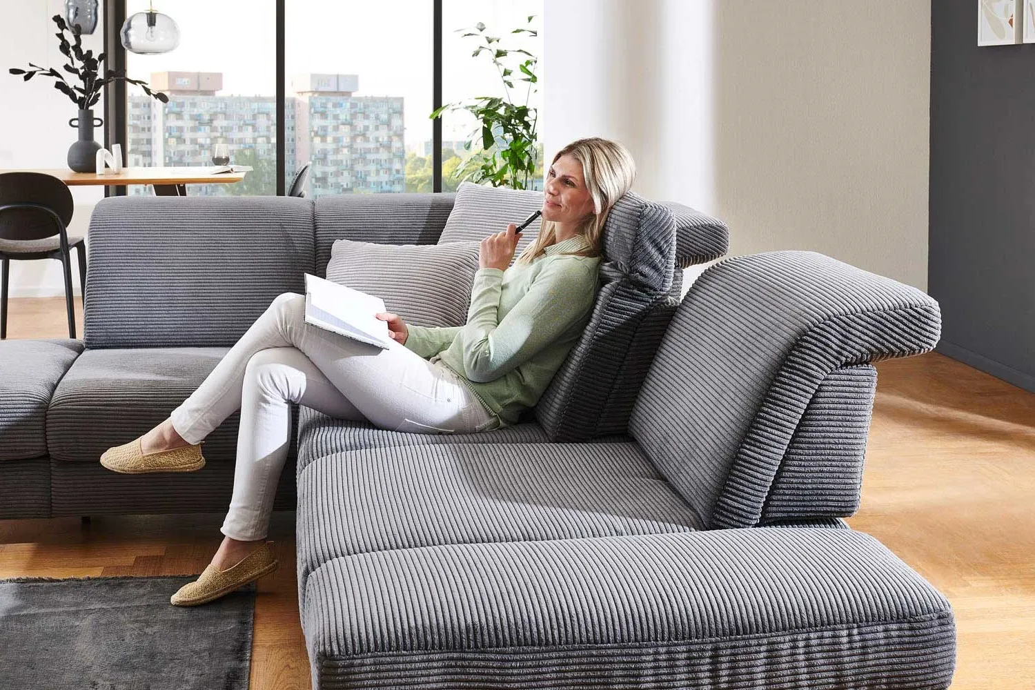Cord Ecksofa in L-Form Grau links mit Armteilfunktion mit Funktion mit Schlaffunktion 