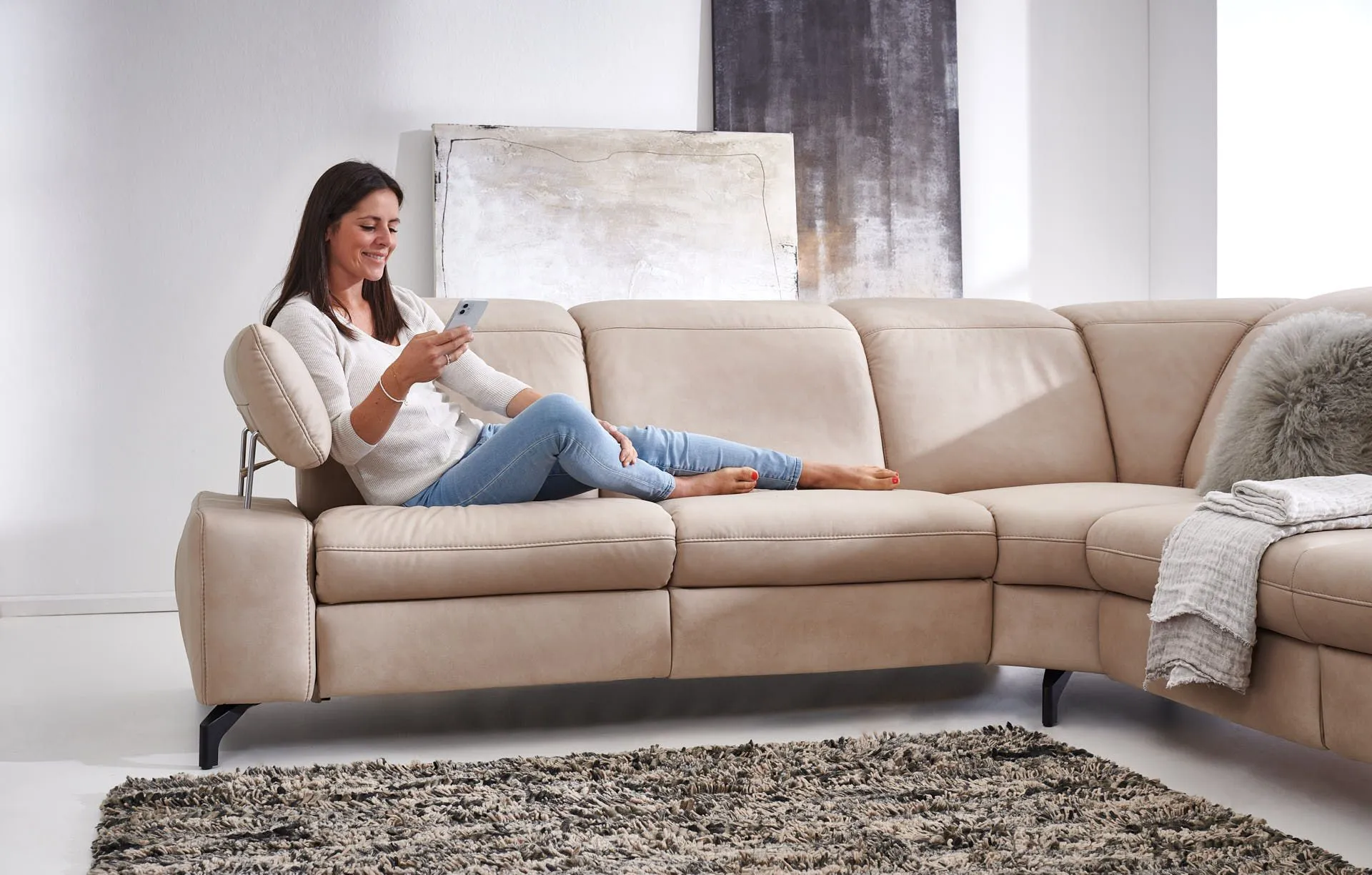 Ecksofa mit Funktionen, Armlehnenfunktion und Kopfteilfunktion Beige links mit Kopfteilfunktion 