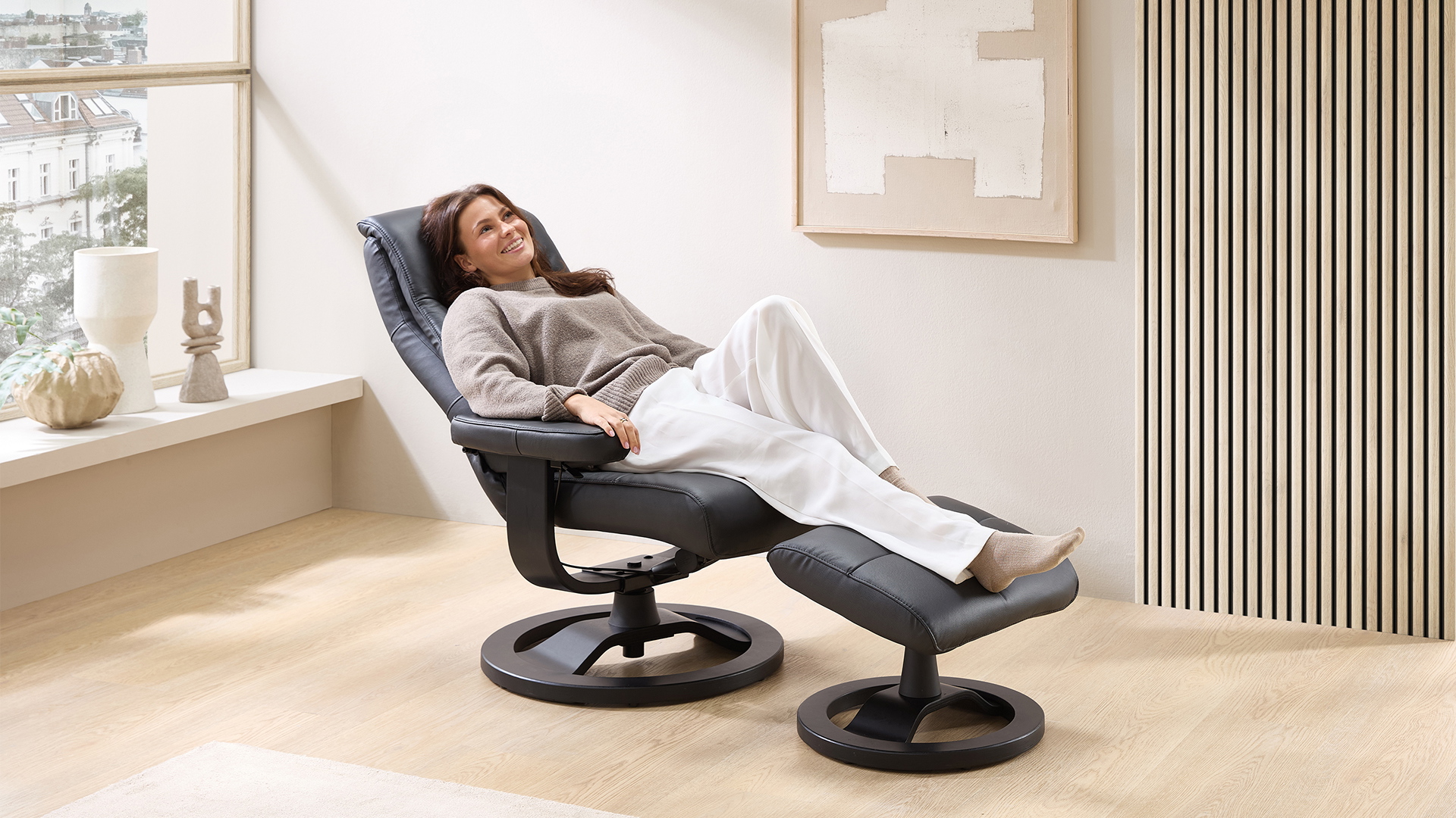 Relaxsessel President mit Hocker in Leder-Lederlook Relaxsessel President mit Hocker in Leder-Lederlook