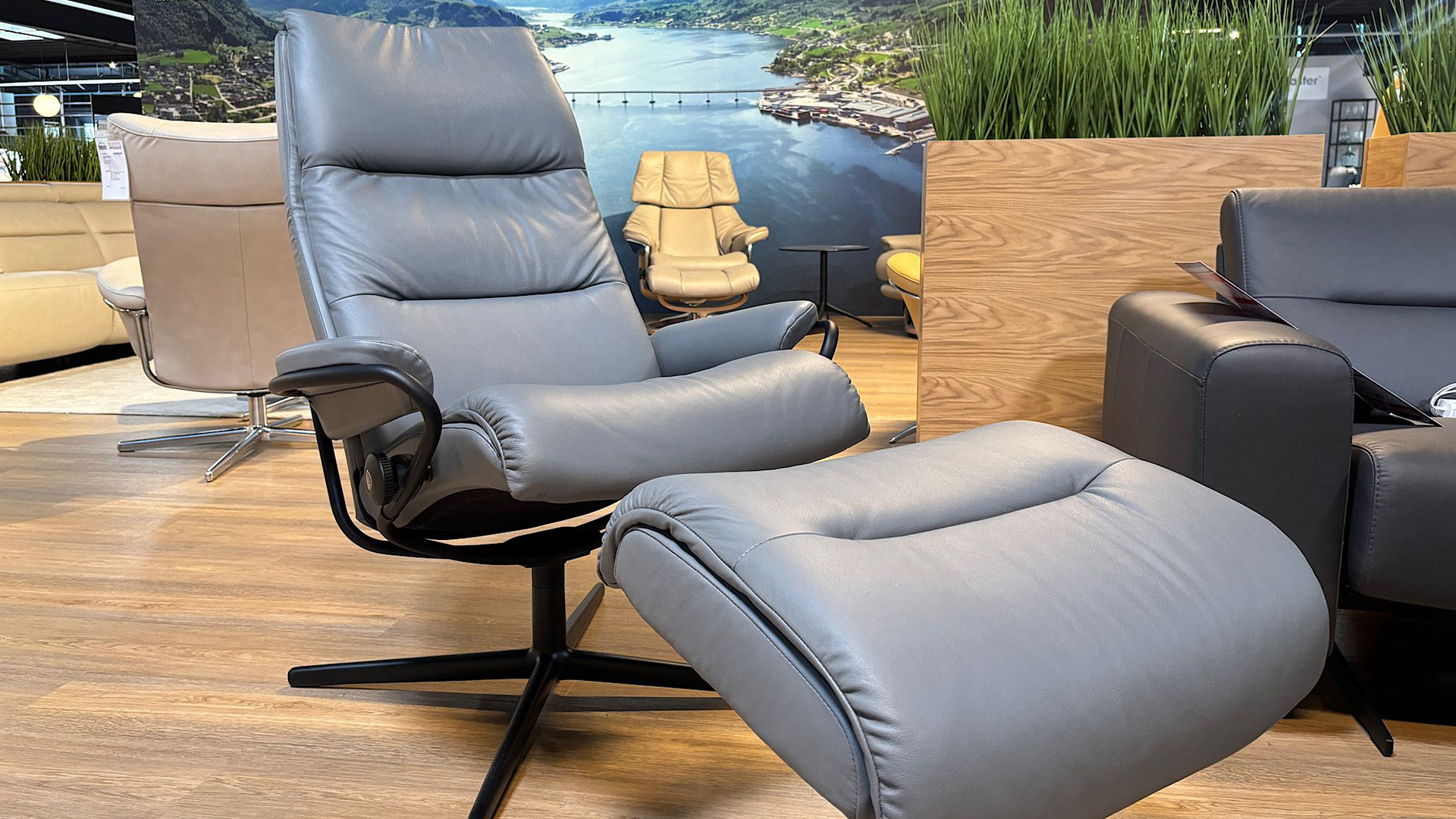 Stressless Sessel Tokyo High mit Hocker in Leder -0565074118-34WW-A